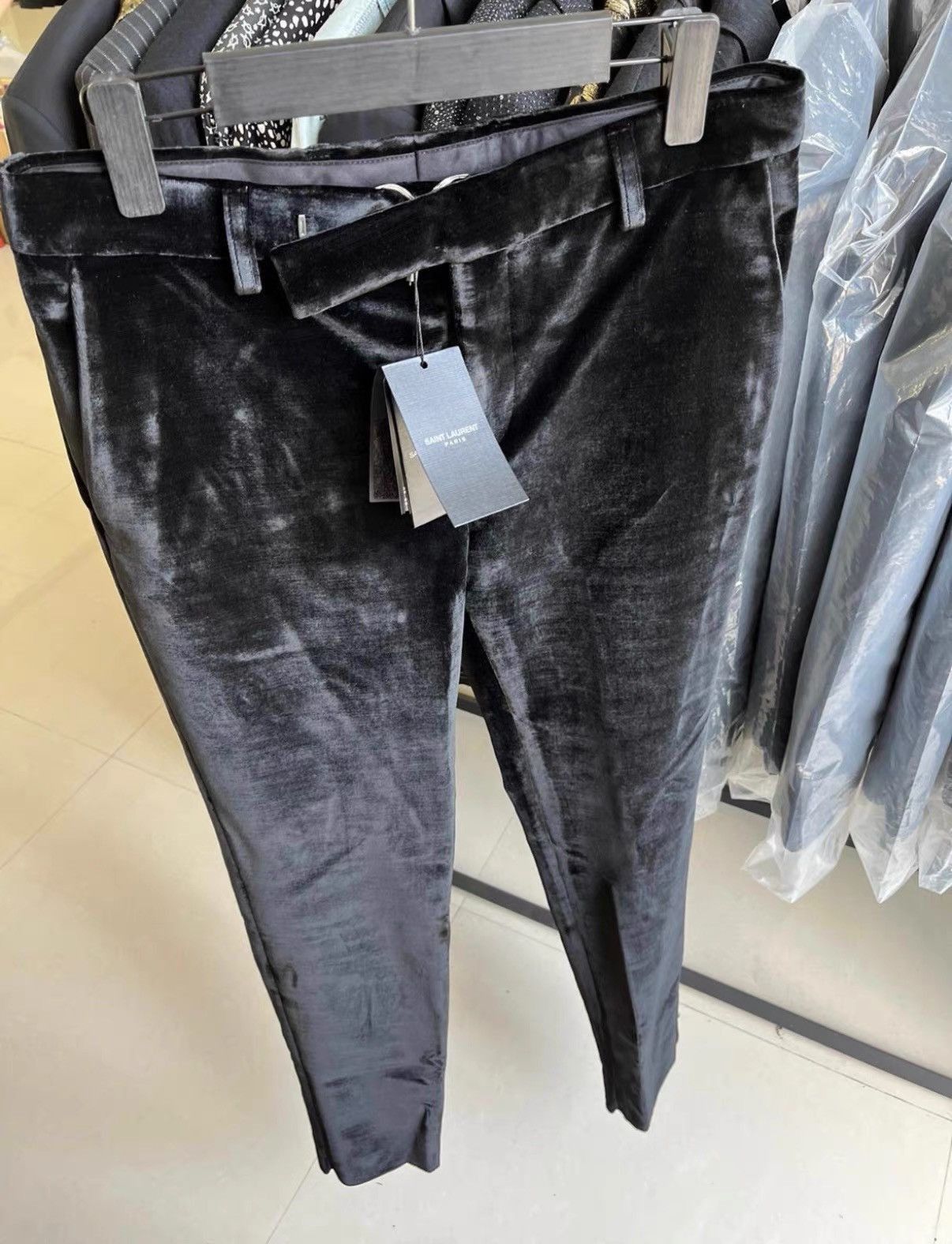 Saint Laurent Paris Black Velvet Slim-Fit Casual Pants Size 32 Size US 32 / EU 48 - 1 Thumbnail