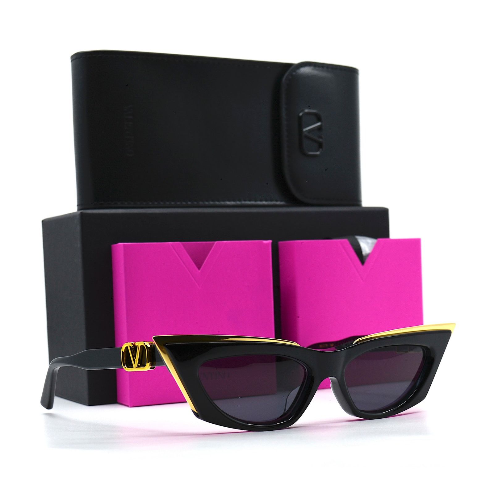 Valentino NEW Valentino V Goldcut I VLS113 Black Gold Sunglasses Size ONE SIZE - 2 Thumbnail