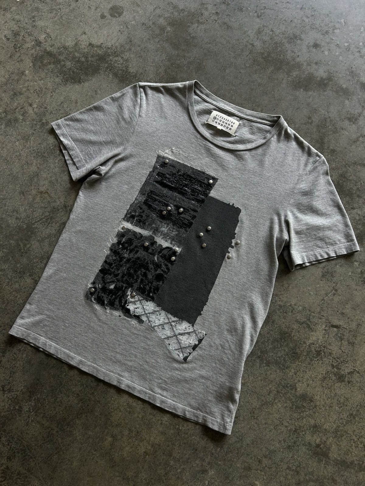 Maison Margiela Artisanal Studded Patchwork Tee Size US S / EU 44-46 / 1 - 4 Thumbnail
