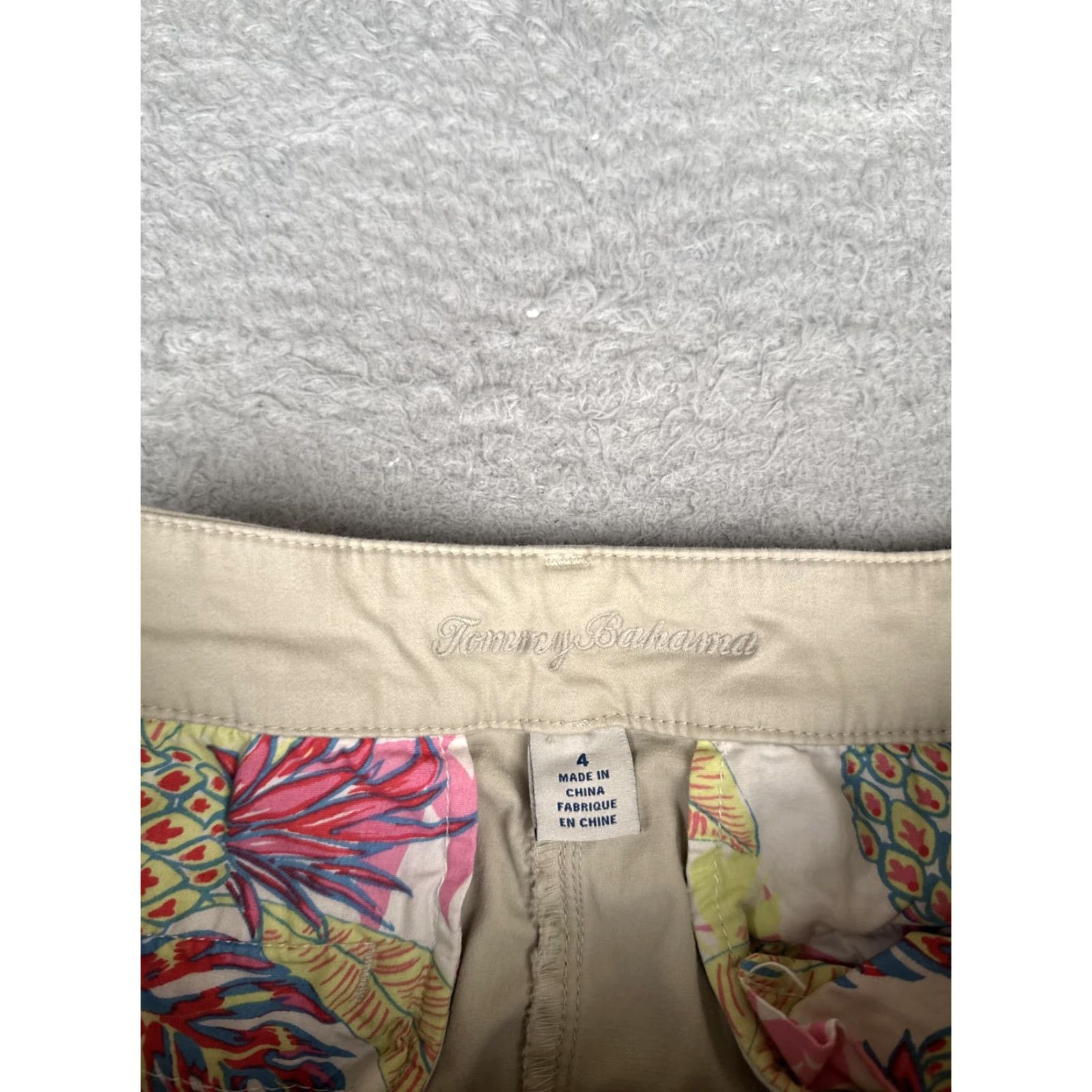Tommy Bahama Tommy Bahama Shorts Womens 4 Beige Chino Bermuda Flat Front Casual Summer Beach Size 27" / US 4 / IT 40 - 7 Thumbnail