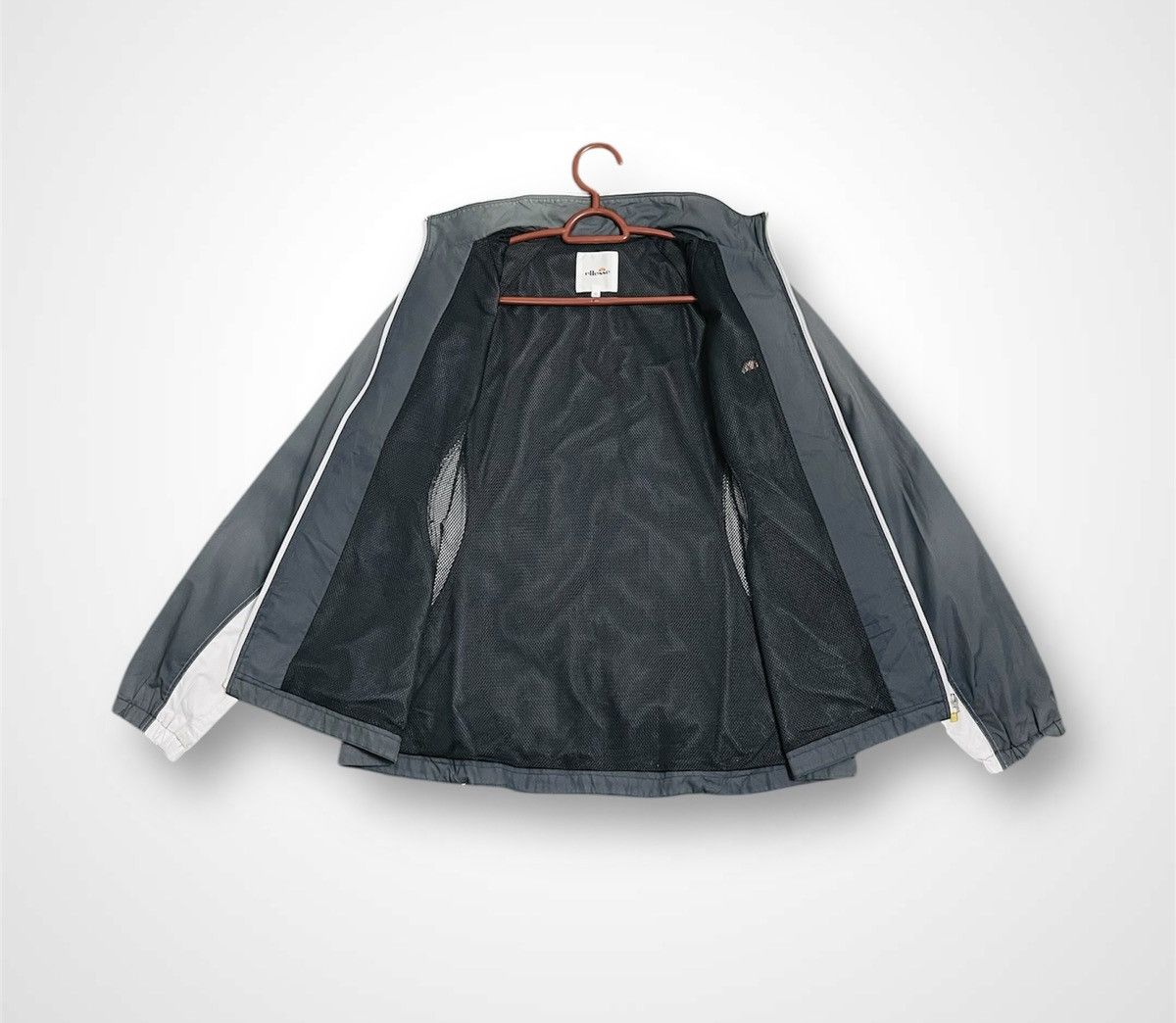 Ellesse × Vintage Vintage Ellesse Windbreaker Jacket (22) Size US M / EU 48-50 / 2 - 3 Thumbnail