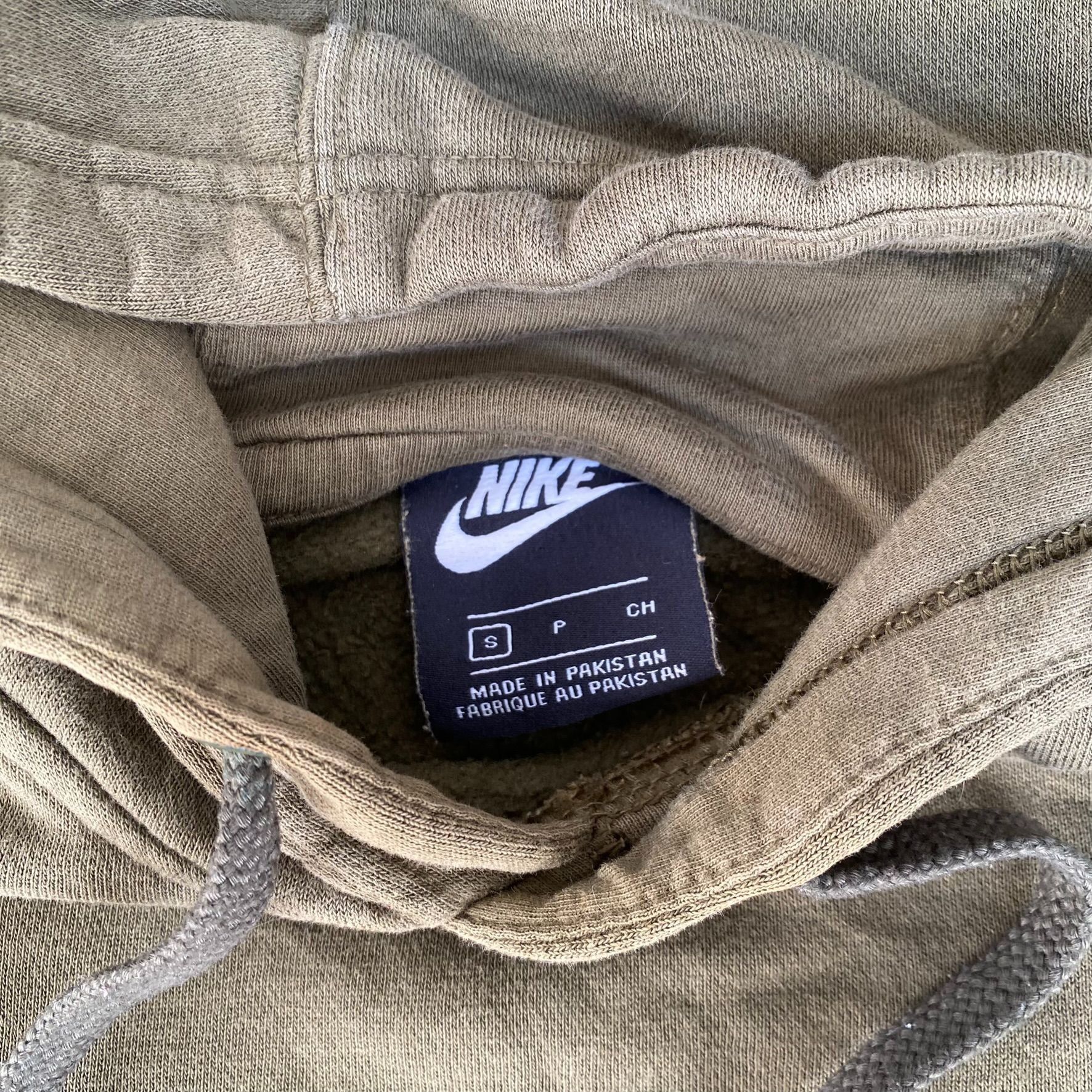 Nike Vintage Y2K Nike Logo Hoodie Drab Green Swoosh Sweatshirt Size US S / EU 44-46 / 1 - 4 Thumbnail