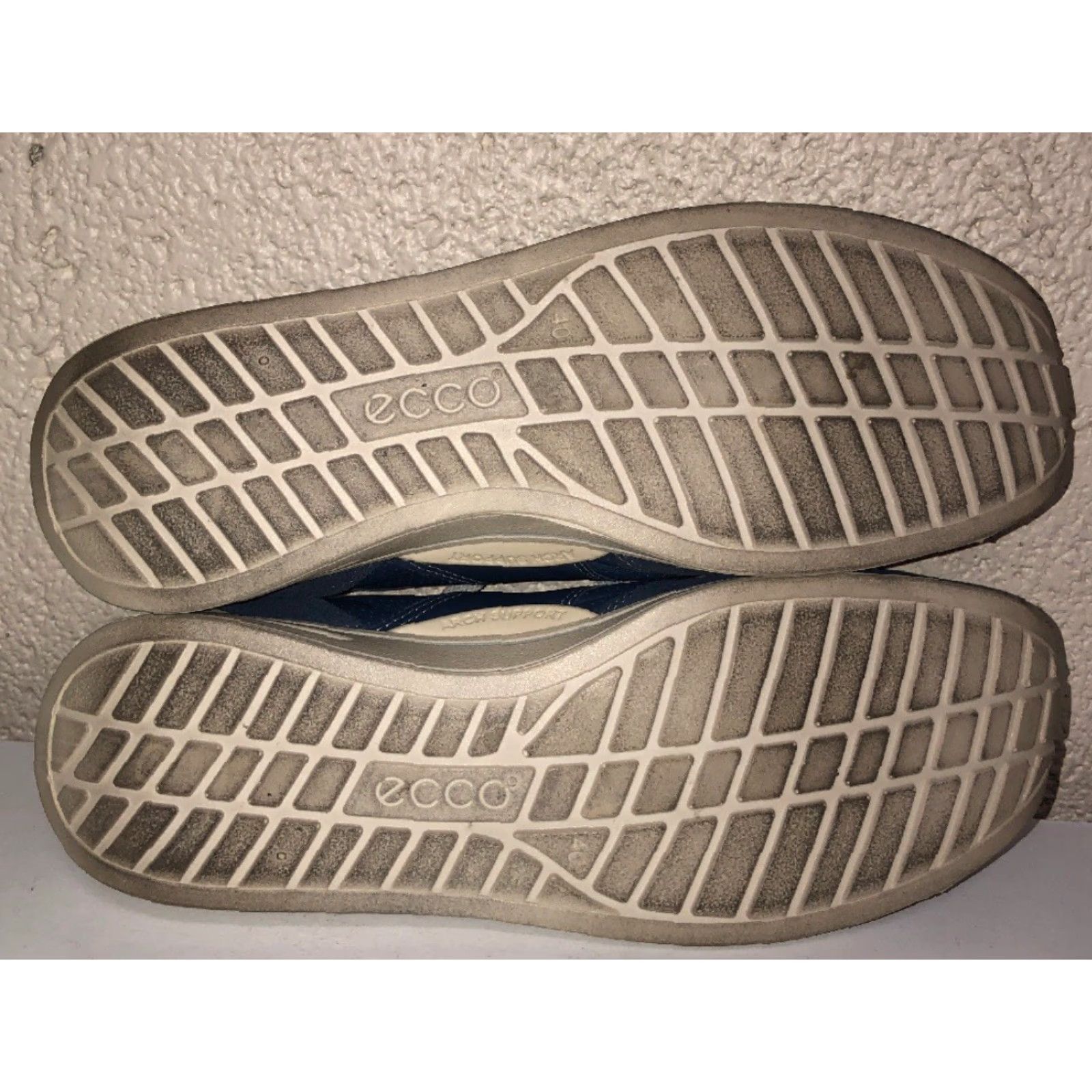 Ecco Ecco Sneakers Women's Athletic Comfort Blue White EUR 40 Size 9.5 US 9.5 Womens Colorful Shoes Size US 10 / IT 40 - 5 Thumbnail