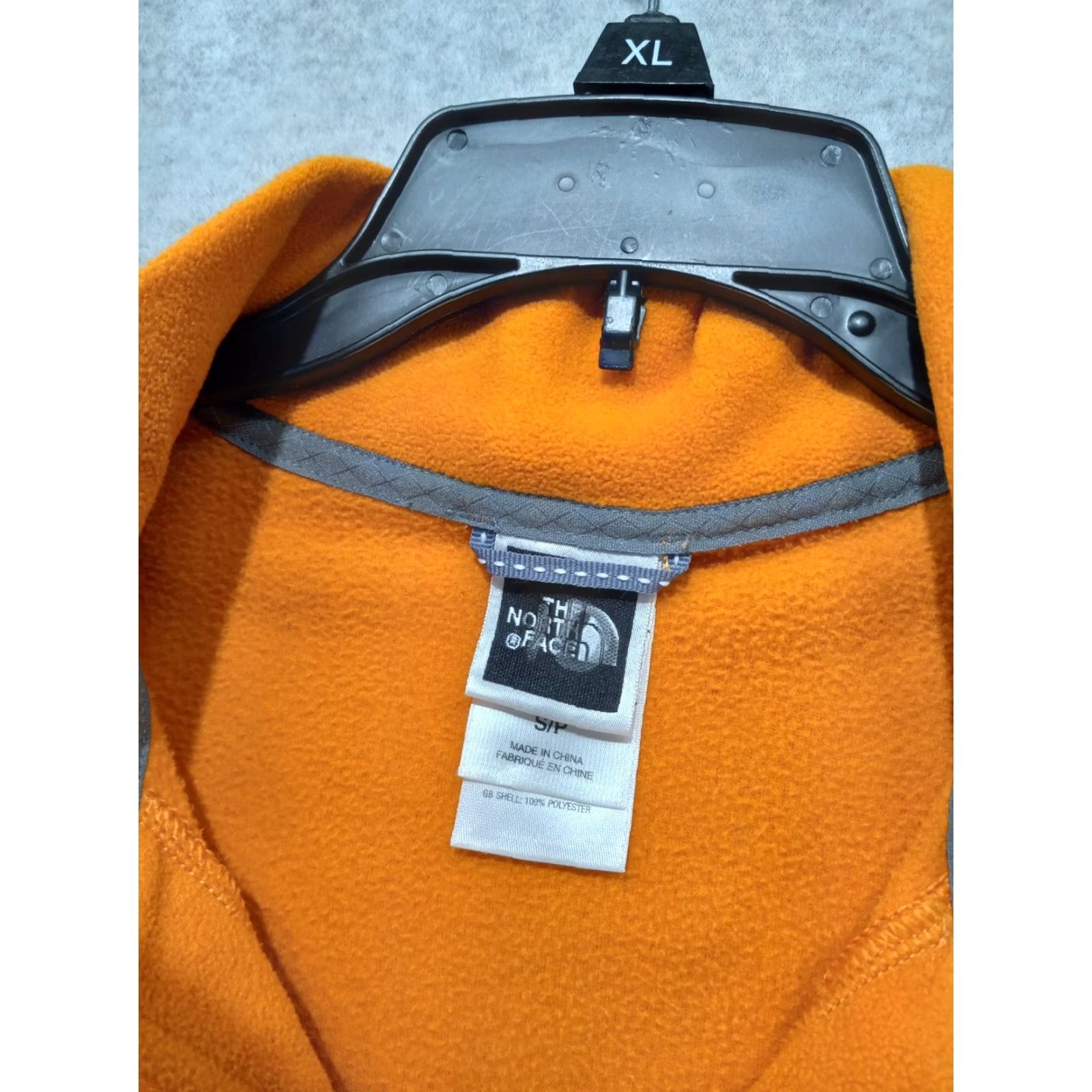 The North Face The North Face Women's Small 1/4 Zip Orange Fleece Pullover Jacket Size S / US 4 / IT 40 - 4 Thumbnail