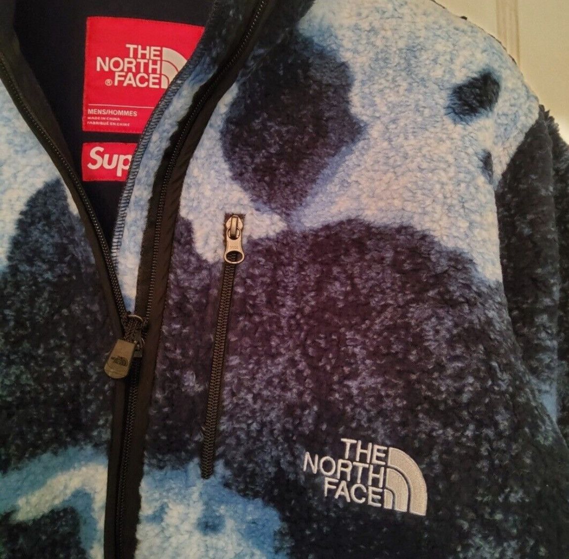 Supreme × The North Face Supreme x The North Face Denim Print Fleece Jacket Indigo Size US M / EU 48-50 / 2 - 8 Thumbnail