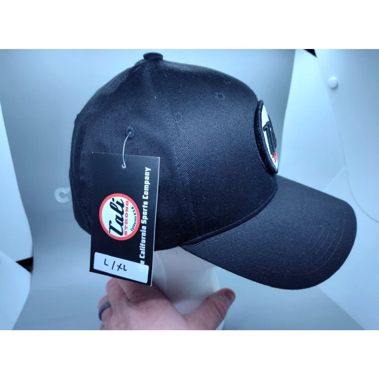 Vintage Cali Strong Fitted Men's Hat Black L/XL Front Badge NWT California Sports Ball Cap Mens Brand Cali Strong Embroidered Badge Back Spellout Bearing Bear Size ONE SIZE - 4 Thumbnail