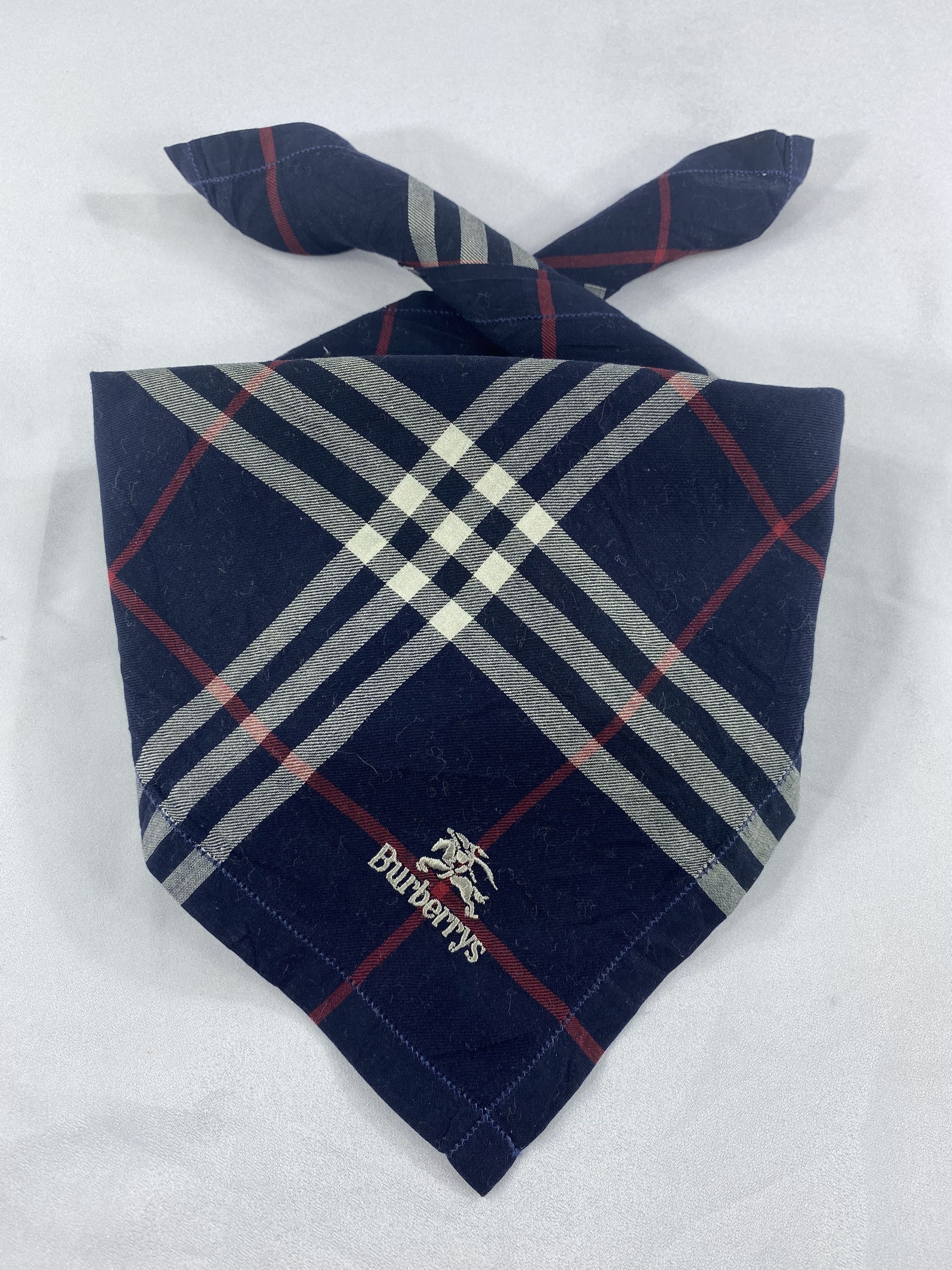 Burberry Burberry Handkerchief / Bandana / Neckerchief Size ONE SIZE - 2 Thumbnail