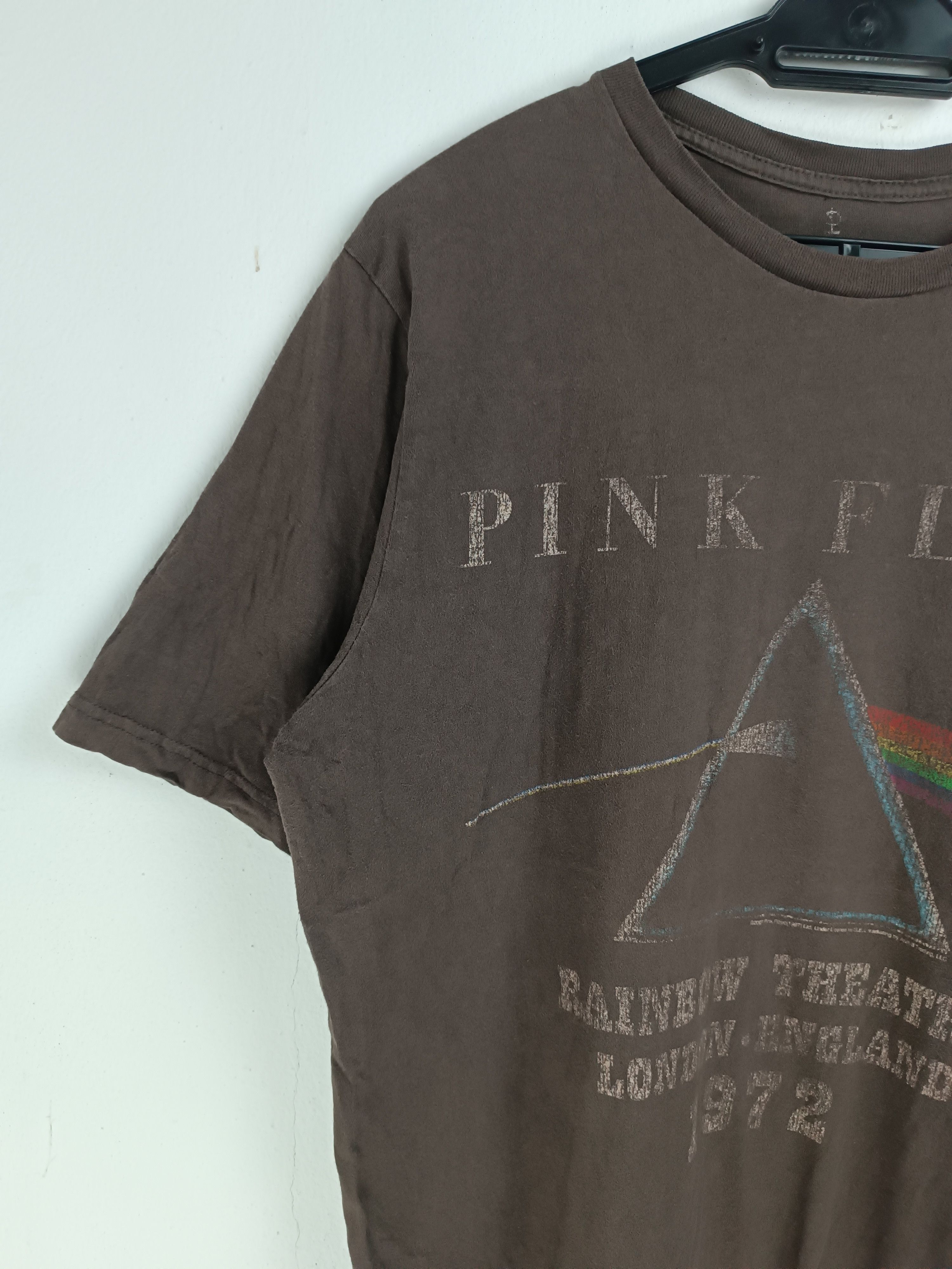 Band Tees FADED VINTAGE PINK FLOYD 1972 RAINBOW THEATER TEE u2 bonjovi Size US L / EU 52-54 / 3 - 5 Thumbnail