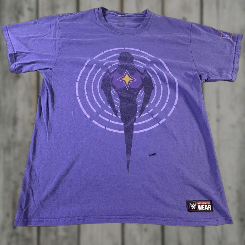 Vintage VINTAGE WWE Neville T-Shirt Mens Large Cotton Short Sleeve Tee Sports Pop Culture Purple Dawn of the Altitude Era Size US L / EU 52-54 / 3 - 1 Thumbnail