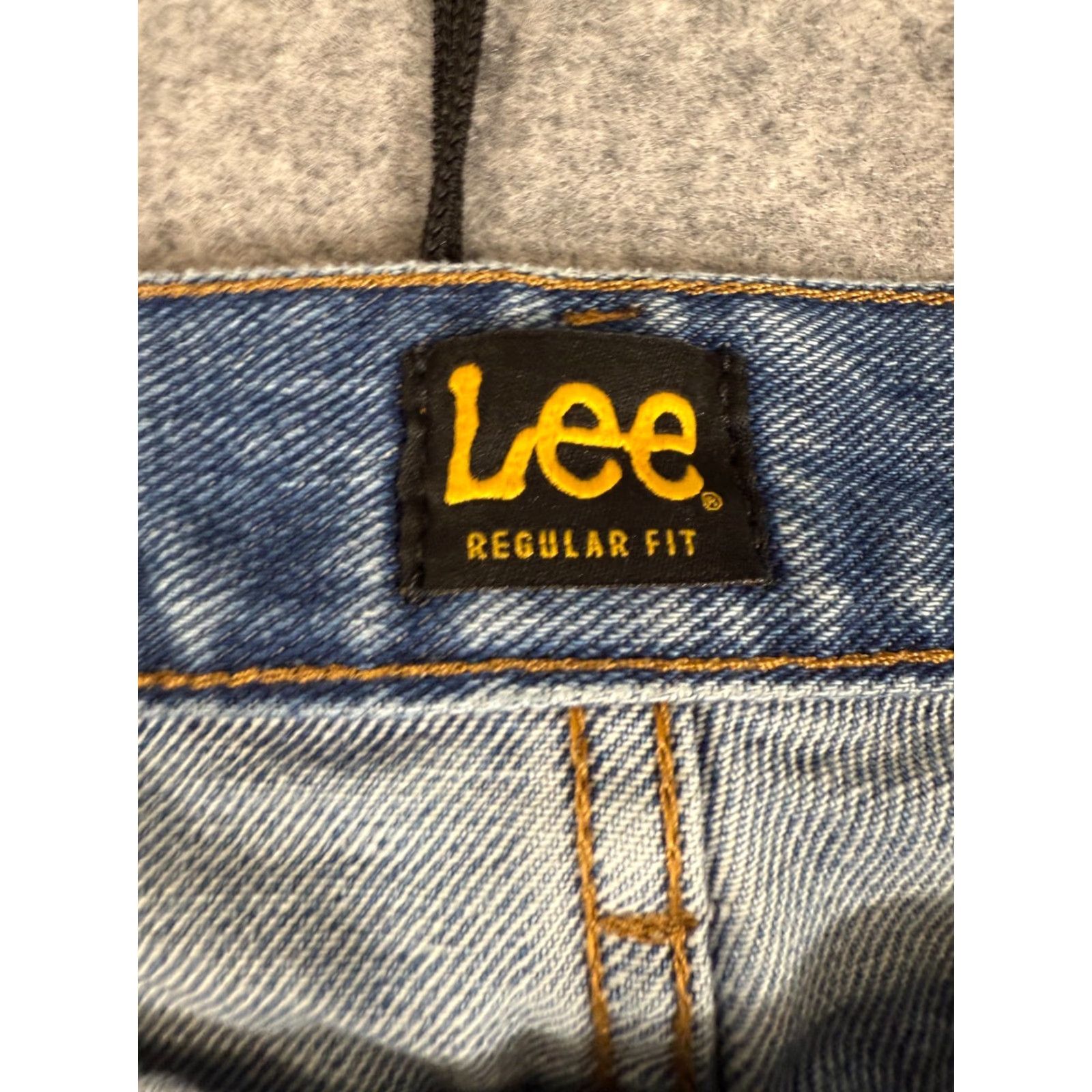 Lee Lee Jeans Mens 38x30 Blue Denim 5-Pocket Regular Fit Straight Leg Jeans Mens Regular Blue Denim Lee 5-Pocket Logo Breathe Comfort Pockets Vintage No Size US 38 / EU 54 - 6 Thumbnail