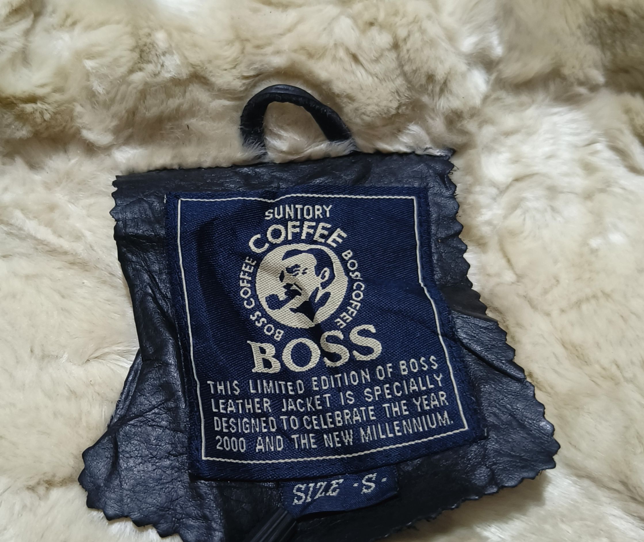 Japanese Brand Vintage Suntory Boss Coffee Shearling Leather Jacket Size US S / EU 44-46 / 1 - 8 Thumbnail