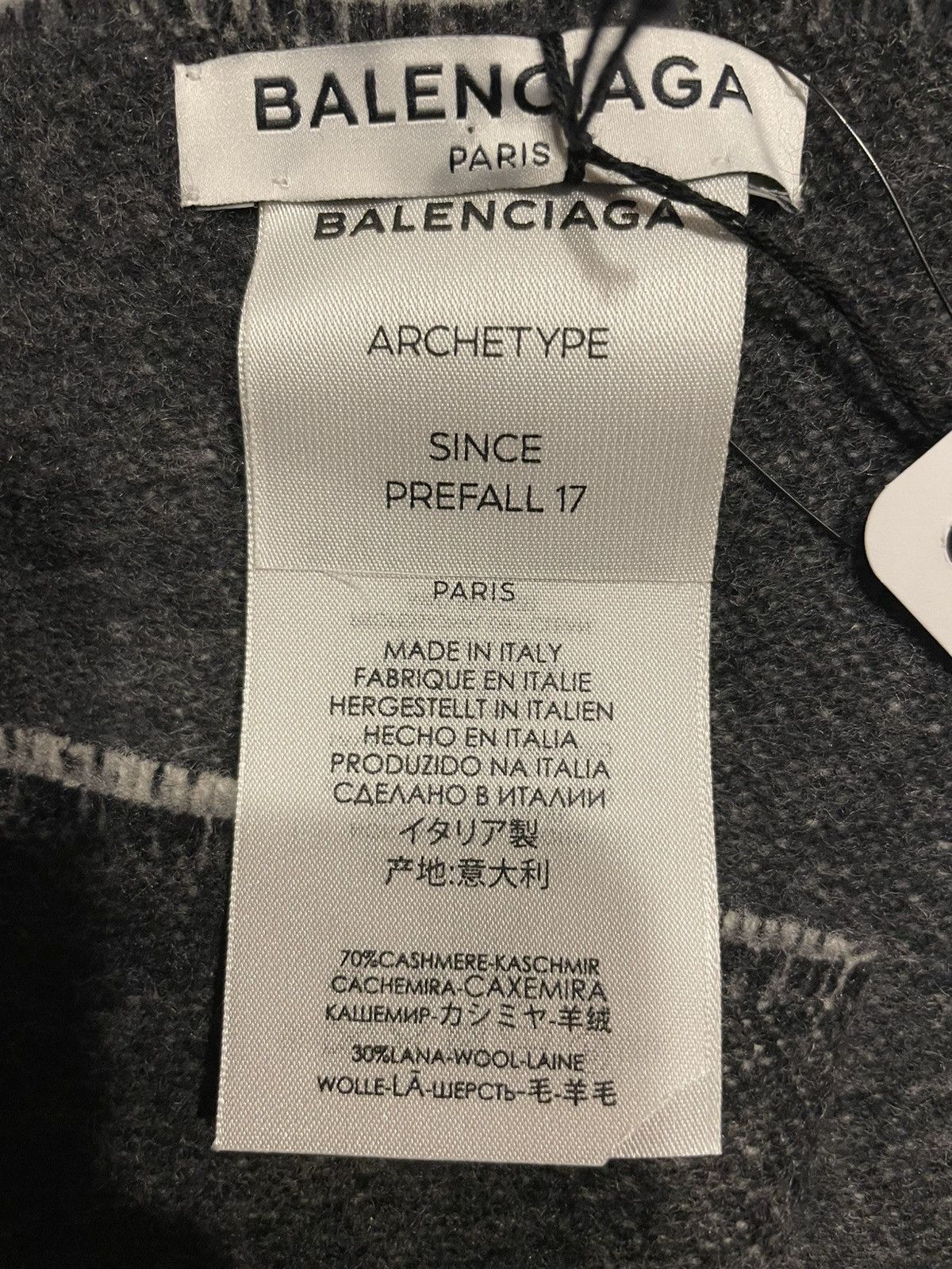 Balenciaga Balenciaga cashmere / wool double color scarf Size ONE SIZE - 7 Thumbnail
