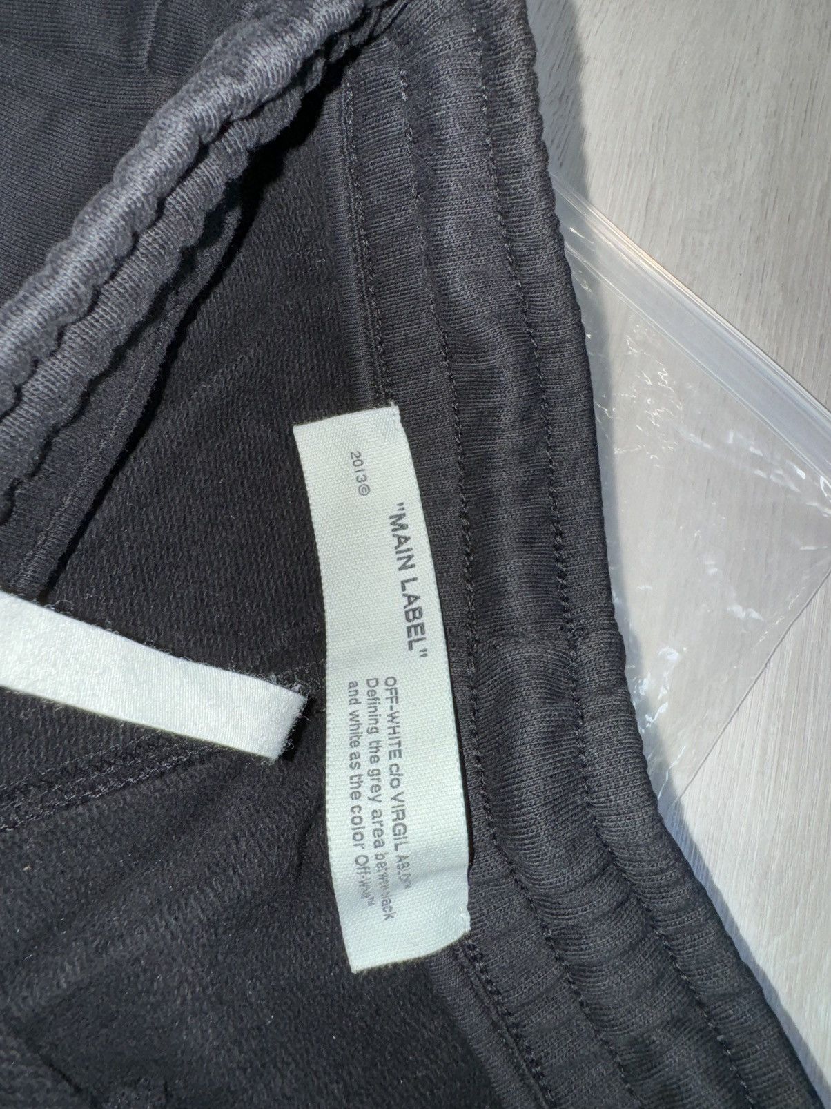 Off-White Off White Tape Arrow Sweatshorts Size US 28 / EU 44 - 3 Thumbnail
