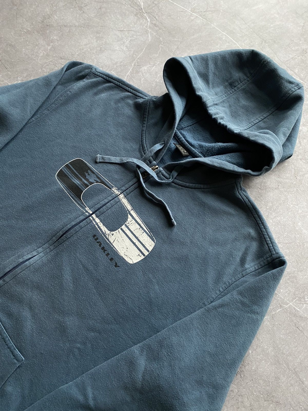 Oakley Vintage Y2K Oakley Big Logo Drawstring Full Zip Hoodie Size US M / EU 48-50 / 2 - 4 Thumbnail