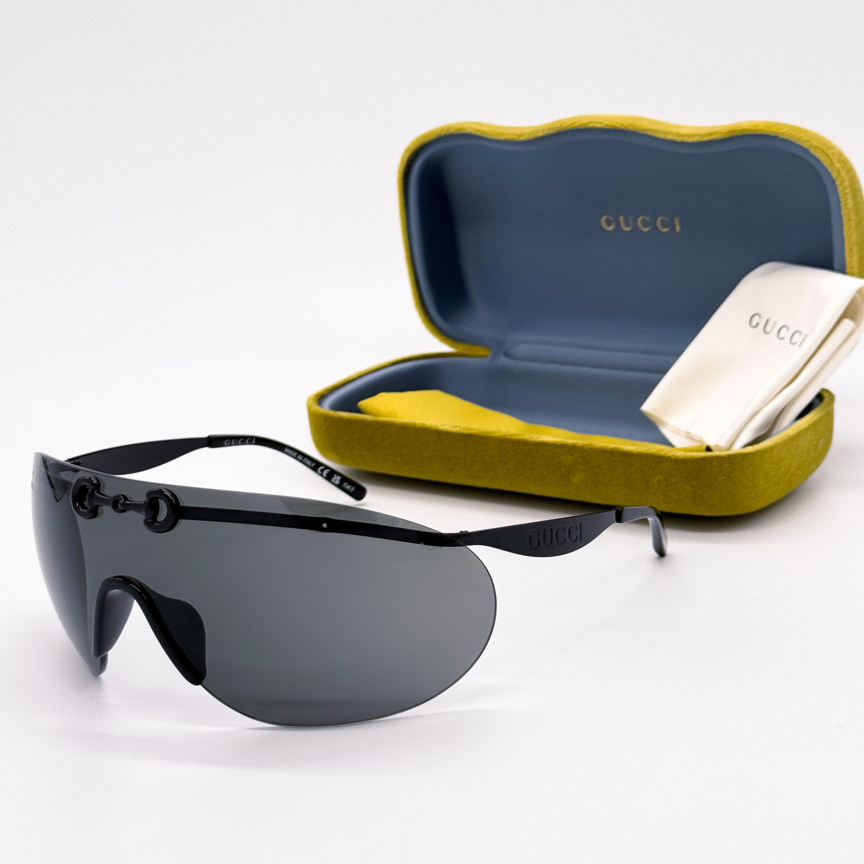 Gucci NEW GUCCI GG1656S 001, BLACK OVERSIZED MASK SUNGLASSES GUCCI Size ONE SIZE - 2 Thumbnail