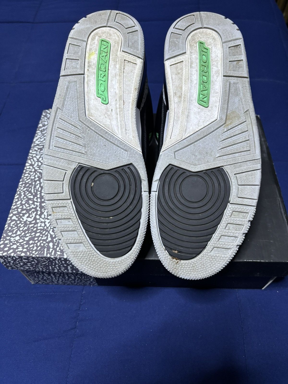 Jordan Brand Jordan 3 Retro Green Glow 2024 Size 10.5 Size US 10.5 / EU 43-44 - 5 Thumbnail