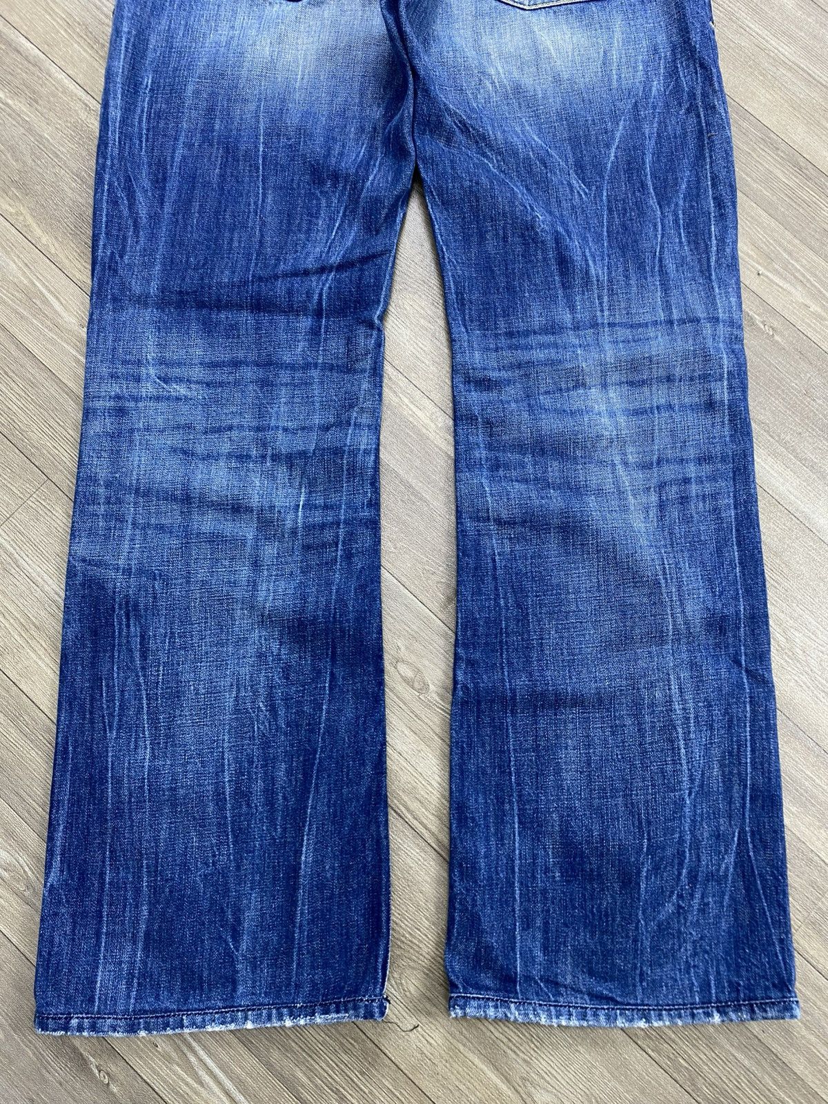 Diesel 2000s Diesel Distressed Punk Lgb Faded Bootcut Flared Jeans Size US 30 / EU 46 - 17 Thumbnail