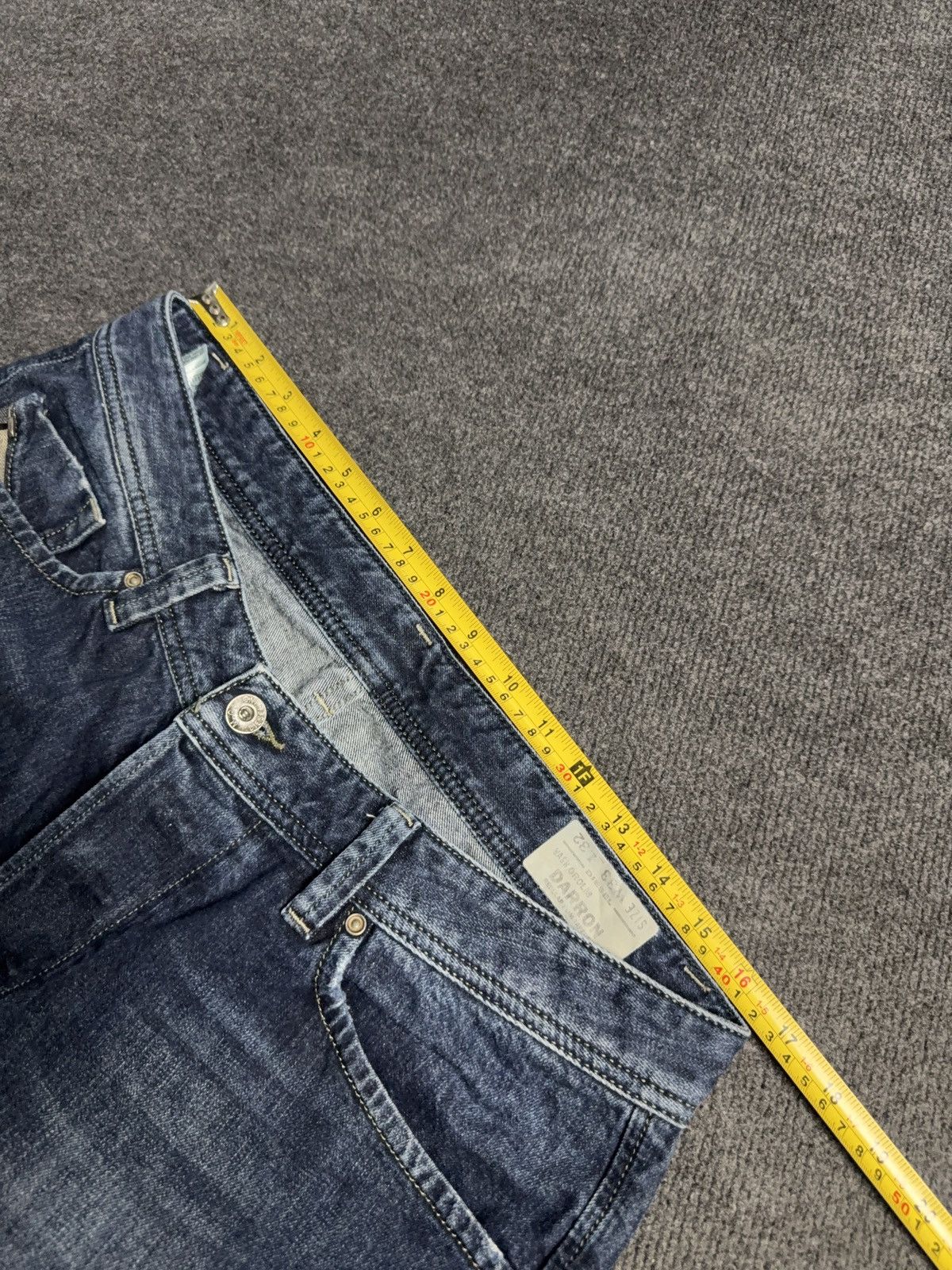 Diesel Luxury 00s Diesel Darron Distressed Y2K Slim Tapered Jeans Size US 33 - 18 Thumbnail