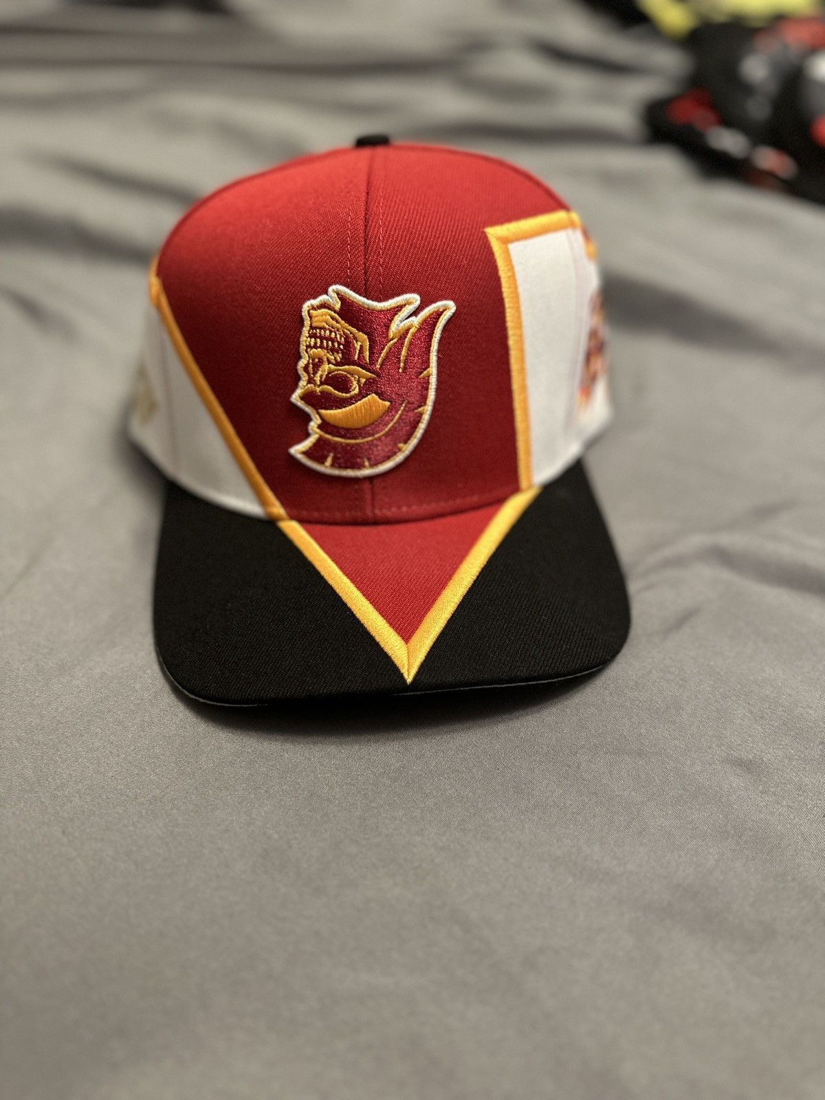 Other KTH LA KTHE HYPE LA KTHLA HAT TROJANS TRINITY UPSIDE DWN Size ONE SIZE - 1 Thumbnail