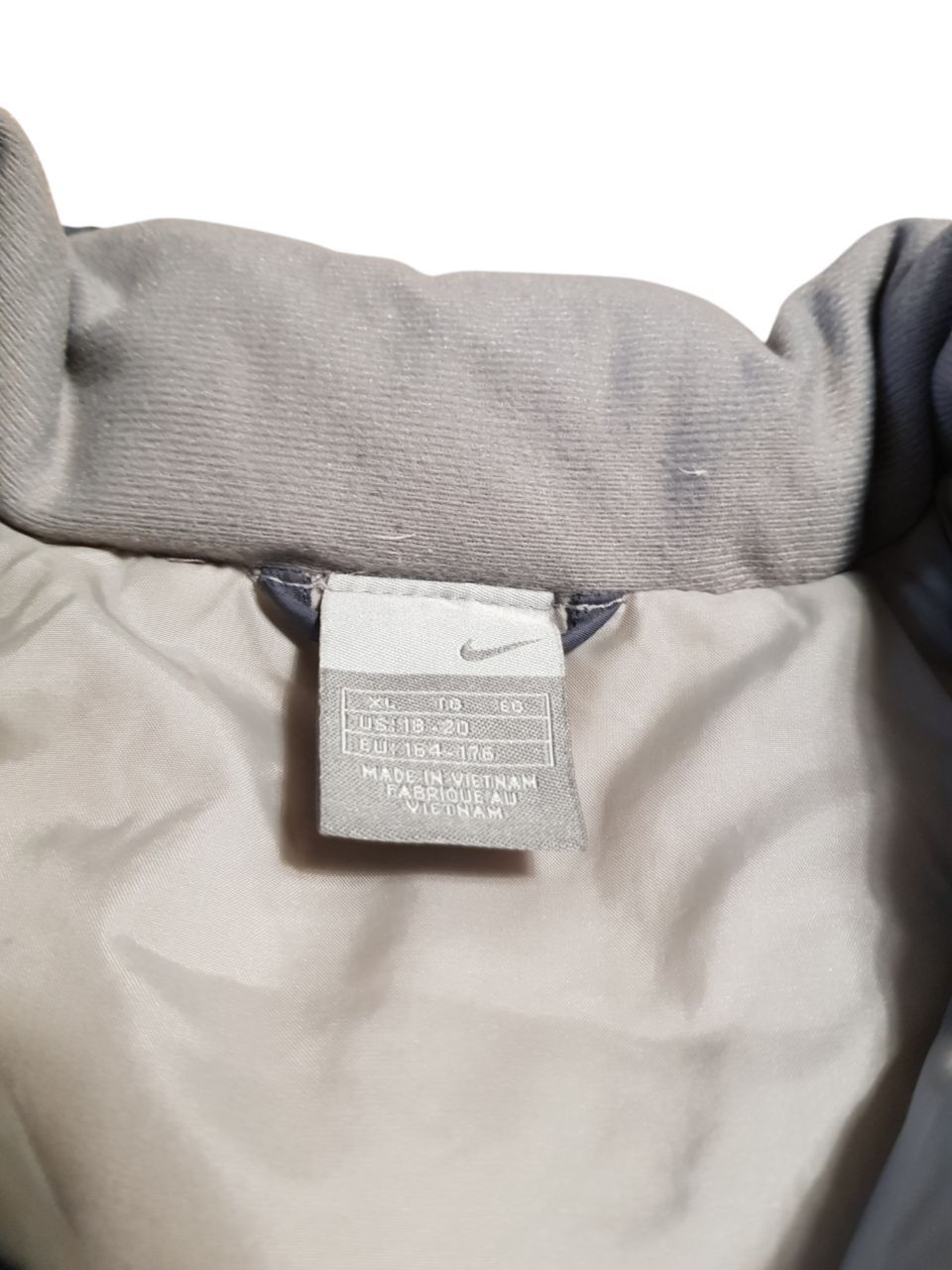 Nike Vintage Nike Puffer Vest Big Logo Size US XL / EU 56 / 4 - 4 Thumbnail