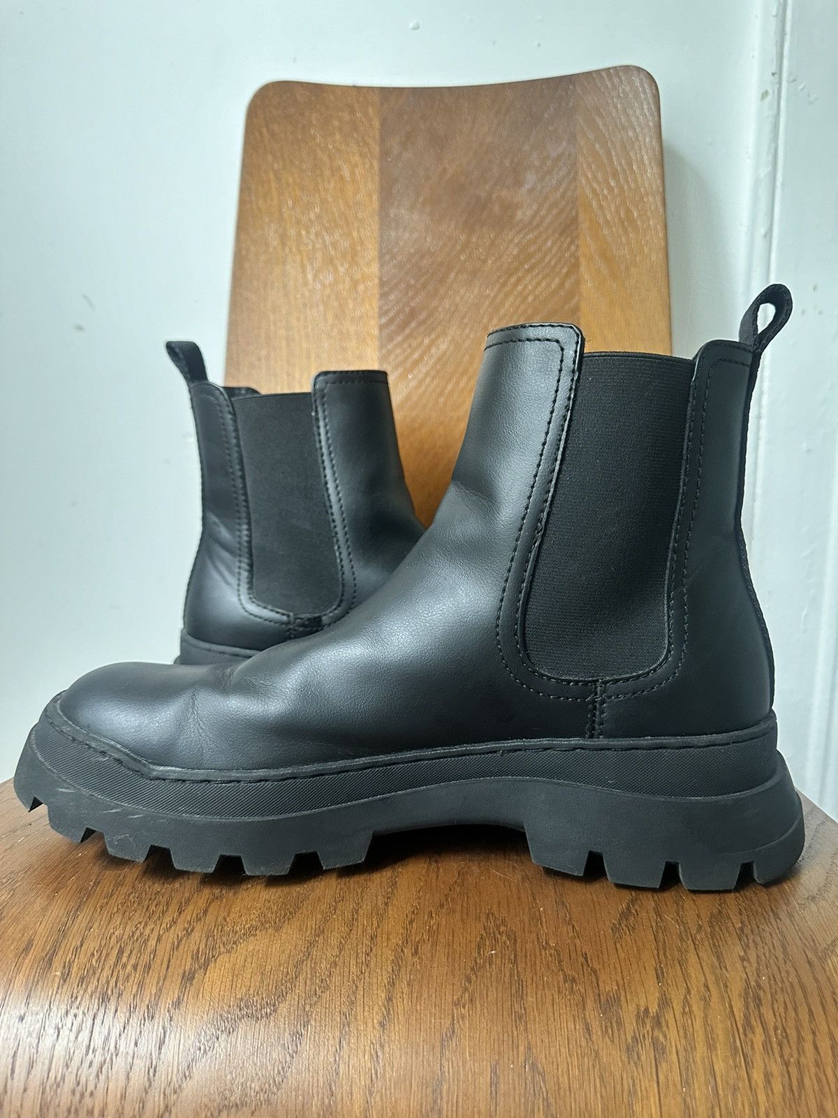 Le Grande Bleu (L.G.B.) SEND OFFERS‼️ Thick sole Chelsea Boot Size US 10.5 / EU 43-44 - 2 Thumbnail