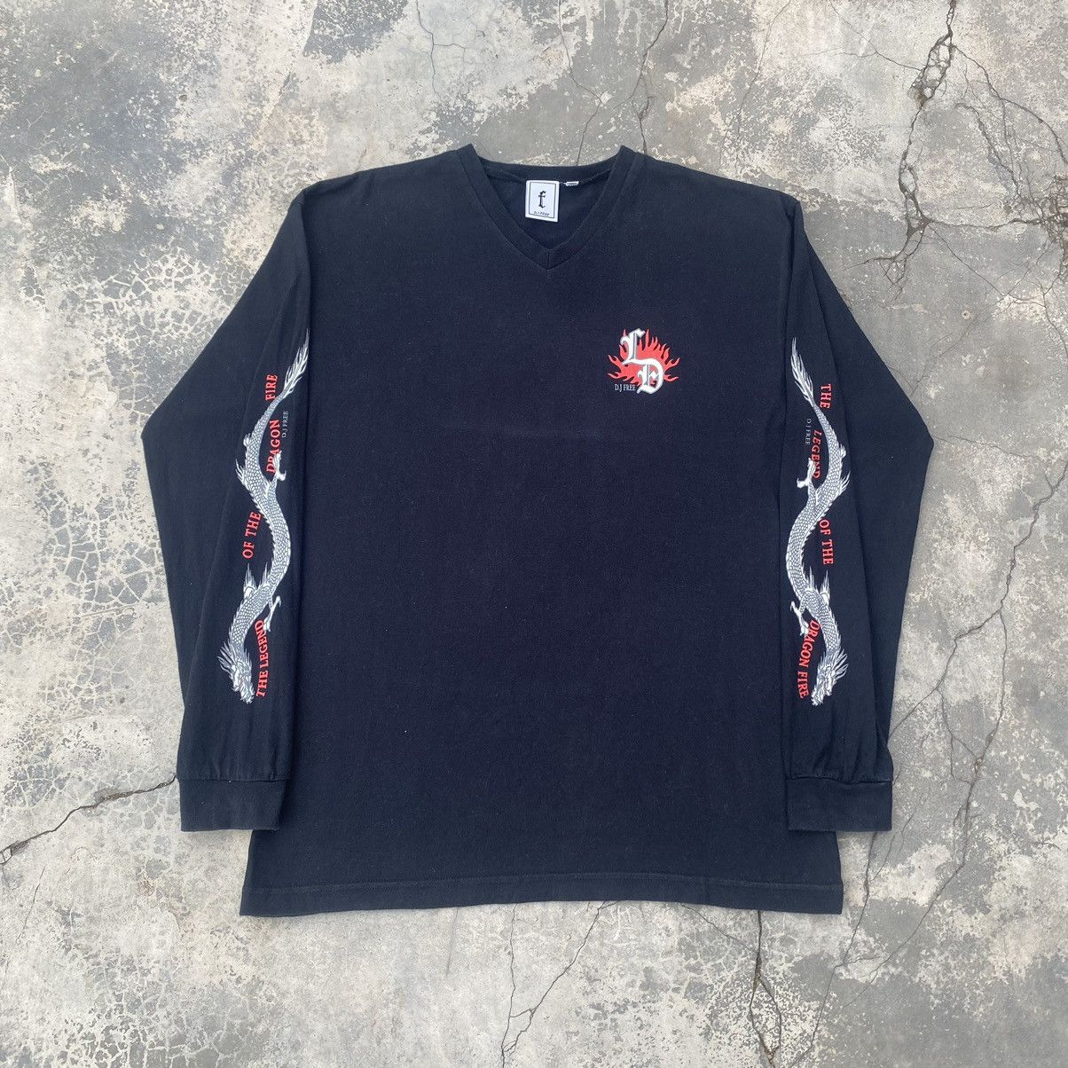 Japanese Brand 🔥 DJ FREE 🔥The Legend of Dragon Fire sleeve hit Size US M / EU 48-50 / 2 - 3 Thumbnail