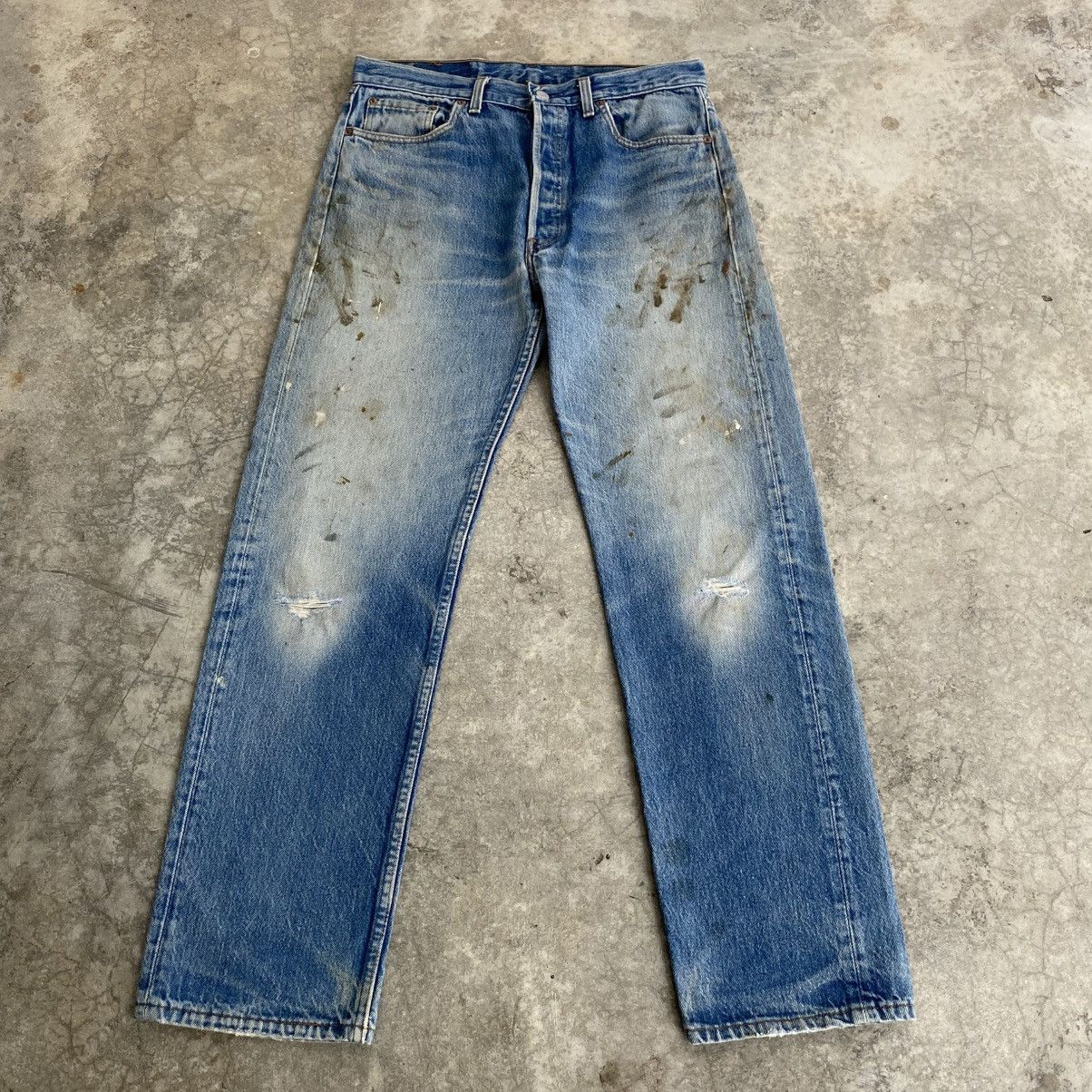 Levi's Vintage 90’s Levis 501 Faded Blue Distressed Painter Jeans Size US 33 - 1 Thumbnail