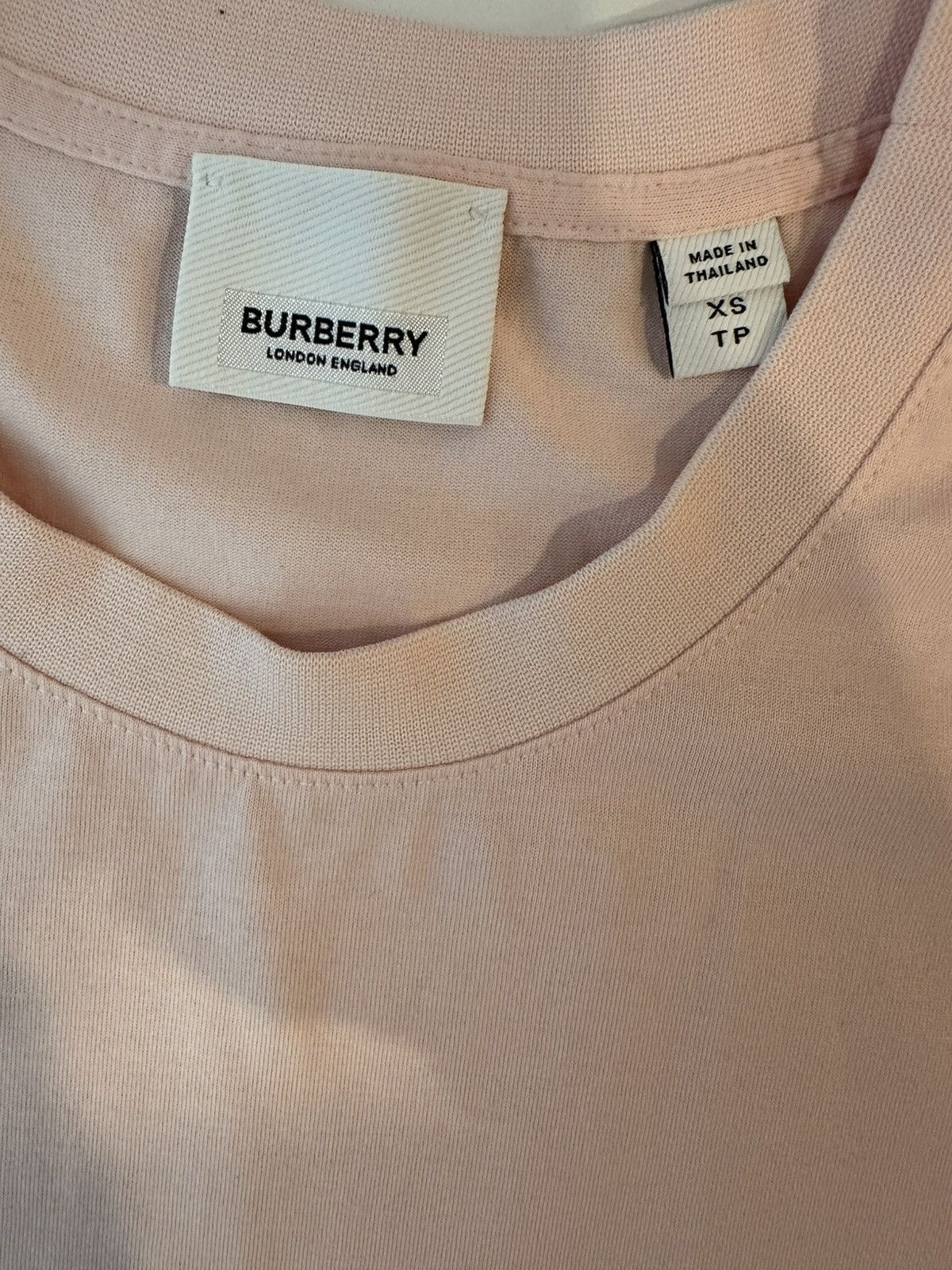 Burberry Burberry Logo Print Cotton T-shirt in Alabaster Pink Size XS / US 0-2 / IT 36-38 - 3 Thumbnail