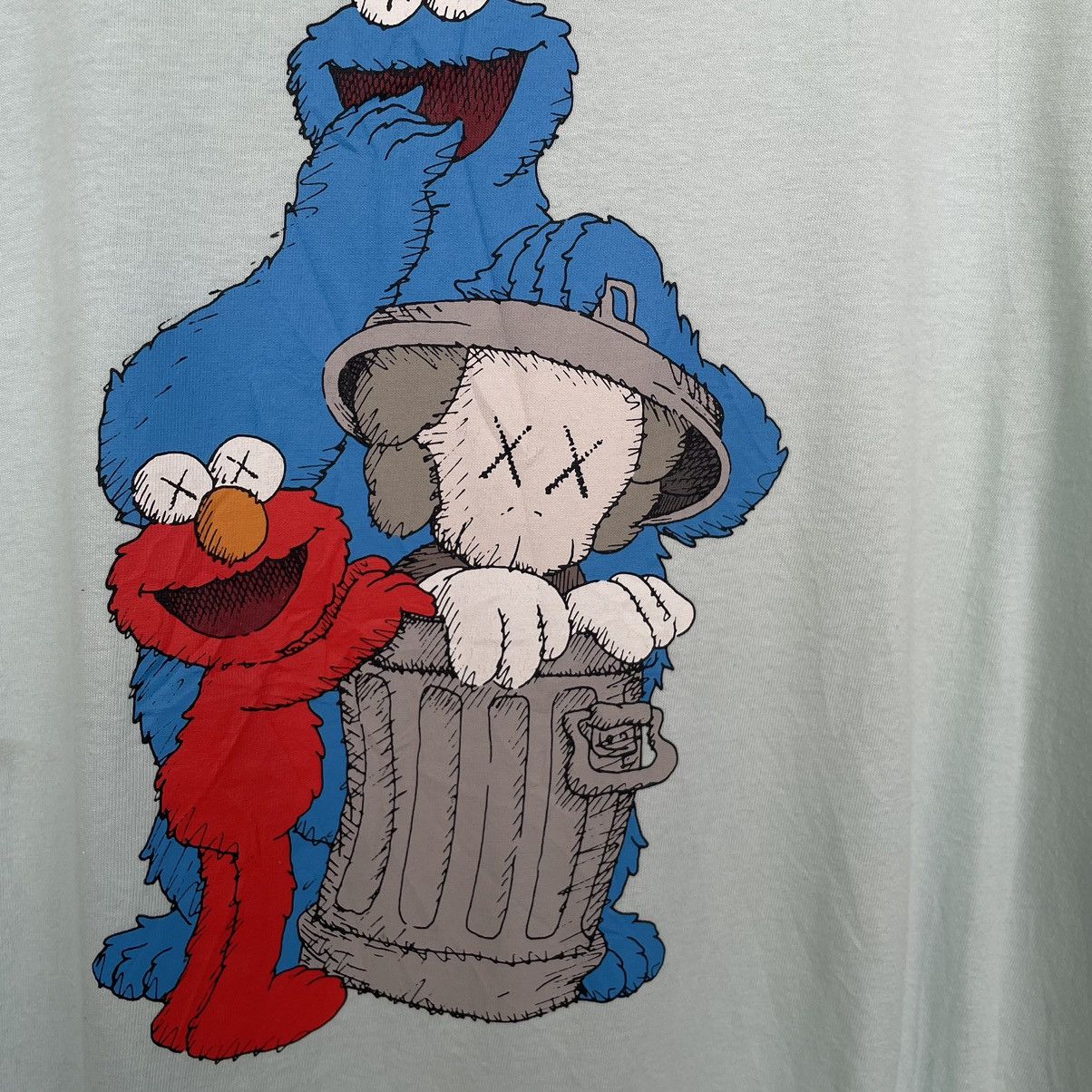 Japanese Brand × Kaws Kaws x Sesame Street for Uniqlo T Shirt Size US S / EU 44-46 / 1 - 2 Thumbnail