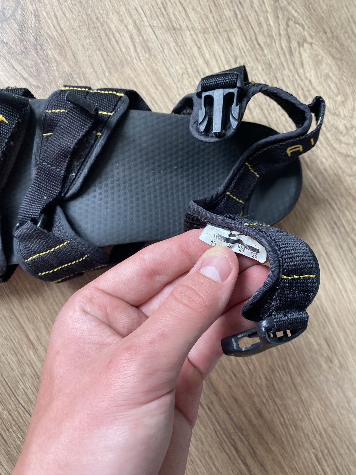 Nike Nike ACG Air OG Sandal Size US 11 / EU 44 - 8 Thumbnail