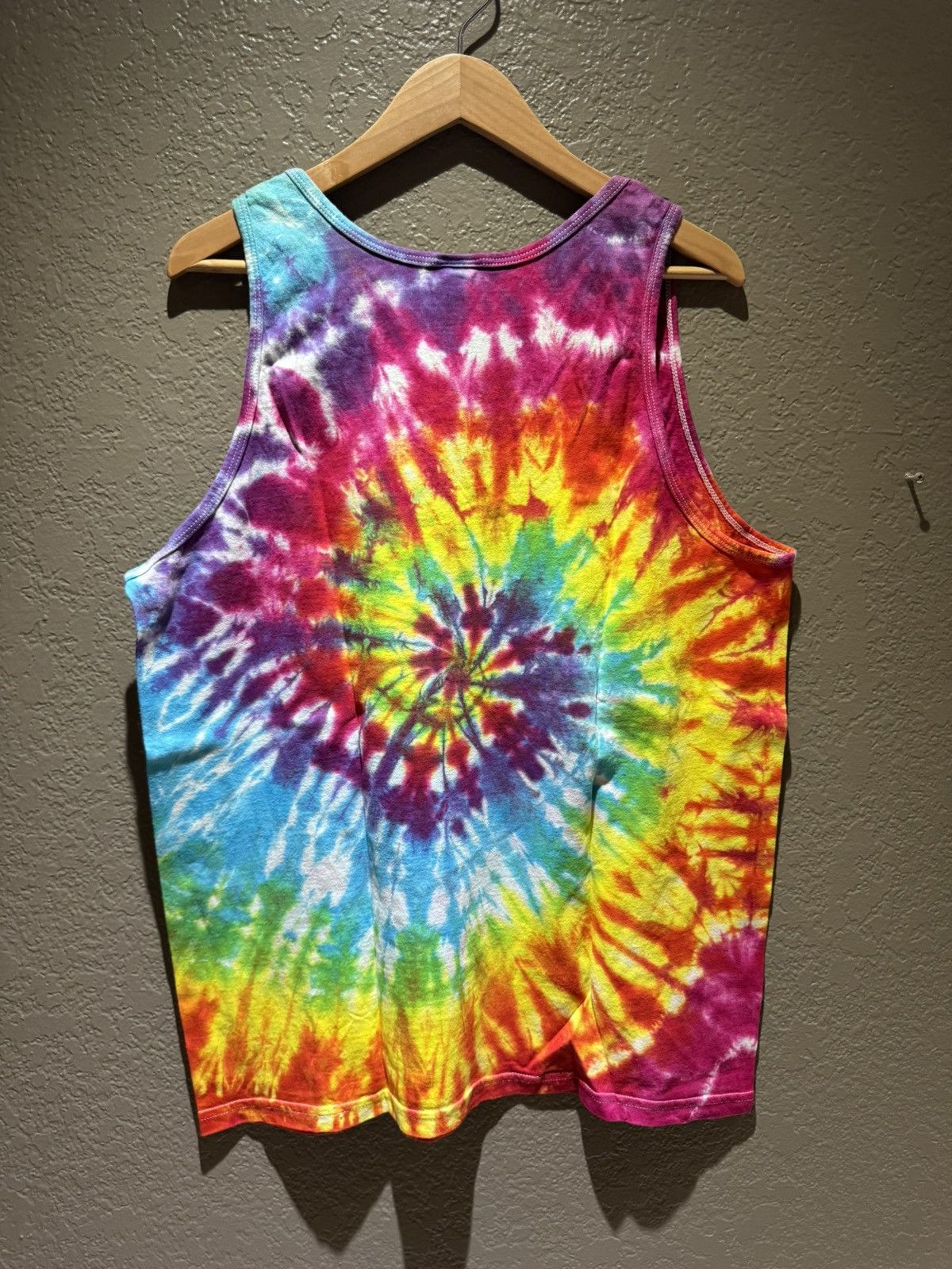 Vintage Vintage Tie Dye Gildan Tank Top Pink Blue Yellow Rainbow Size US L / EU 52-54 / 3 - 6 Thumbnail