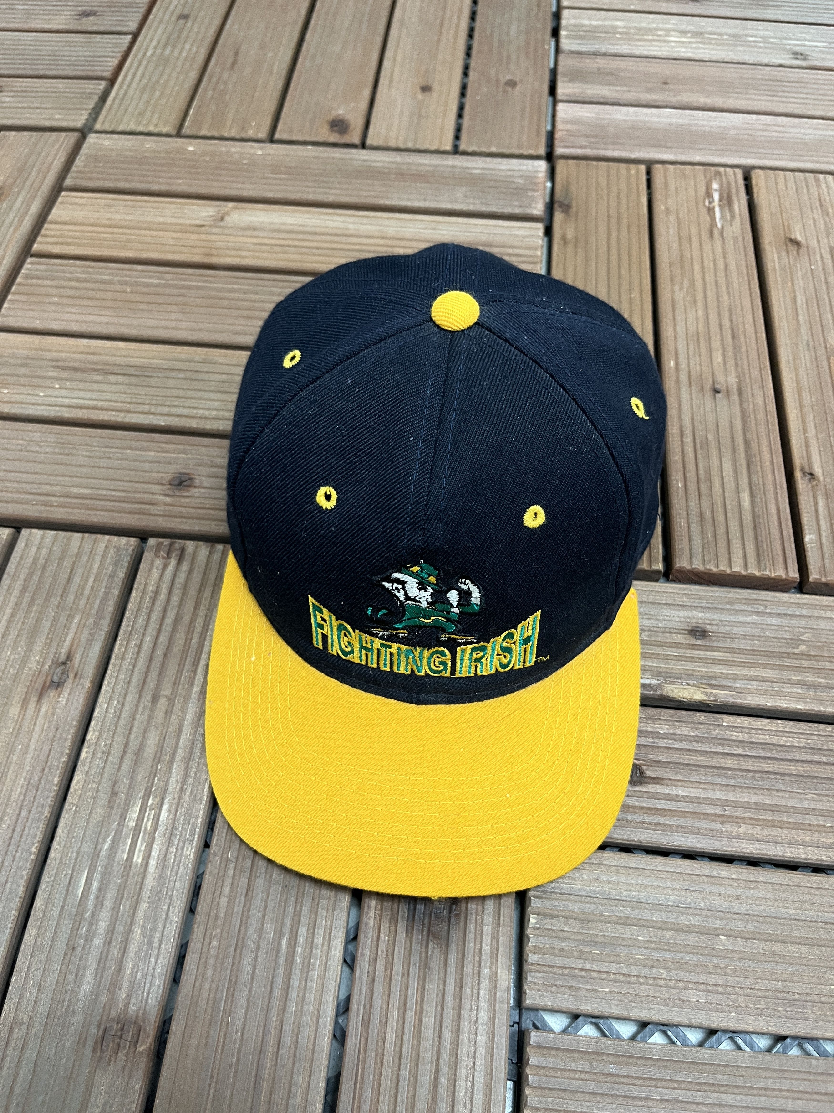 Vintage Notre Dame Fighting Irish Vintage Hat Size 7 1/8 Size ONE SIZE - 1 Thumbnail