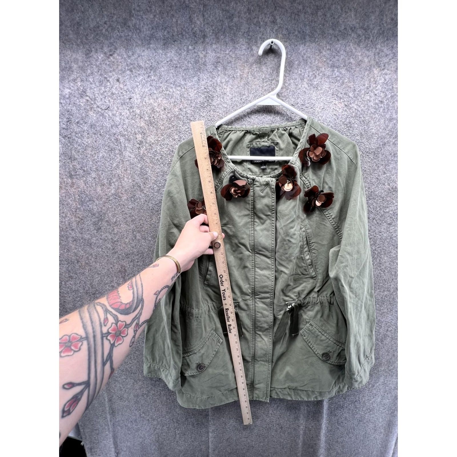 Banana Republic Banana Republic Jacket Womens L Green Military Twill Floral Applique Zip Navy? Size L / US 10 / IT 46 - 3 Thumbnail