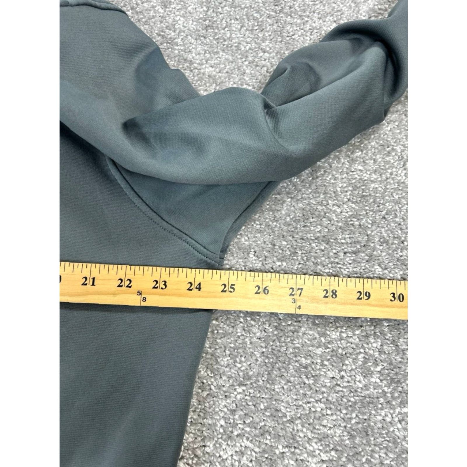 Under Armour Under Armour Hoodie Mens XL Gray Coldgear Pullover Sports Hooded Sweatshirt Sweatshirt Pullover Mens Size US XL / EU 56 / 4 - 6 Thumbnail