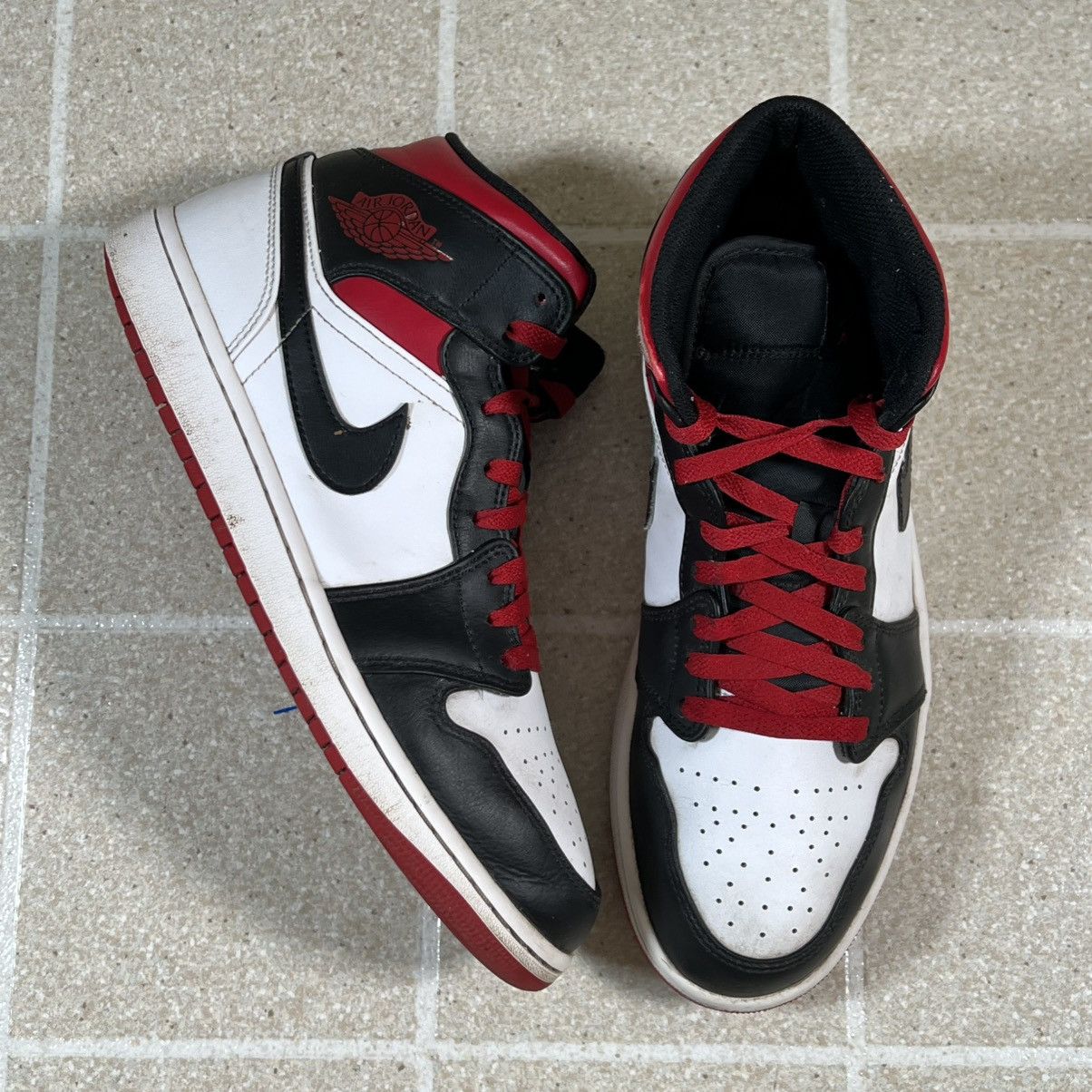 Jordan Brand Jordan Air Jordan 1 Mid Gym Red Black White Leather Mid Top Size US 10.5 / EU 43-44 - 2 Thumbnail