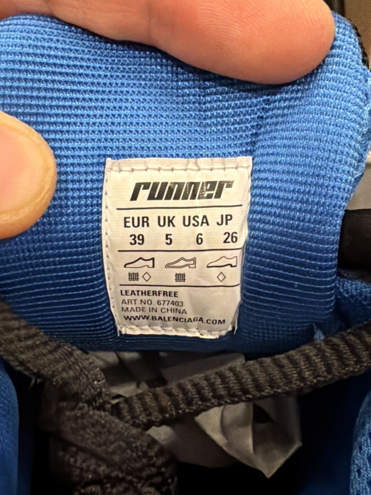 Balenciaga Size 39EU/6US - Balenciaga Runner Blue Orange Size US 6 / EU 39 - 10 Thumbnail