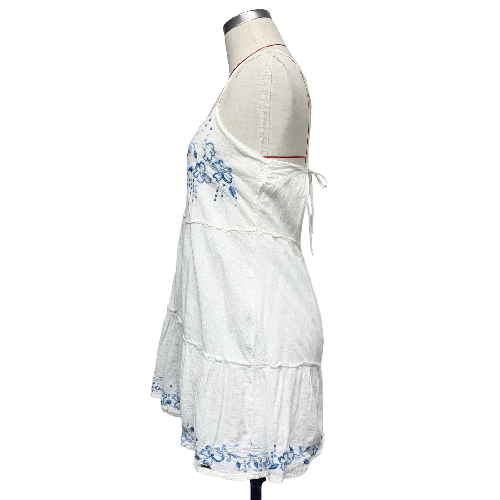 Hollister Hollister Womens Size M White Floral Embroidered Mini Dress Size M / US 6-8 / IT 42-44 - 4 Thumbnail