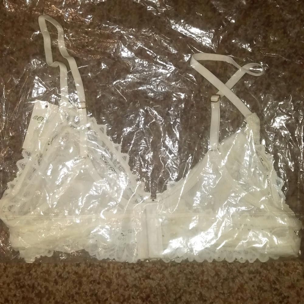 Designer NWT Aerie Cream Bra Size Medium Size ONE SIZE - 2 Thumbnail