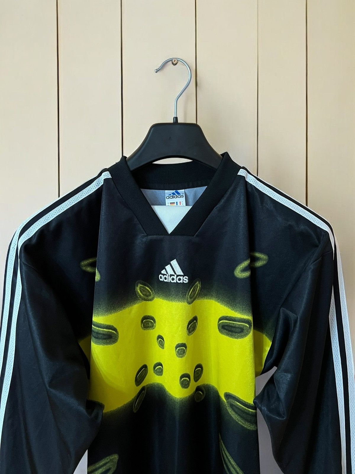 Adidas × Vintage ADIDAS 1990/01/02 VINTAGE GOALKEEPER TEMPLATE GK JERSEY RARE Size US S / EU 44-46 / 1 - 2 Thumbnail