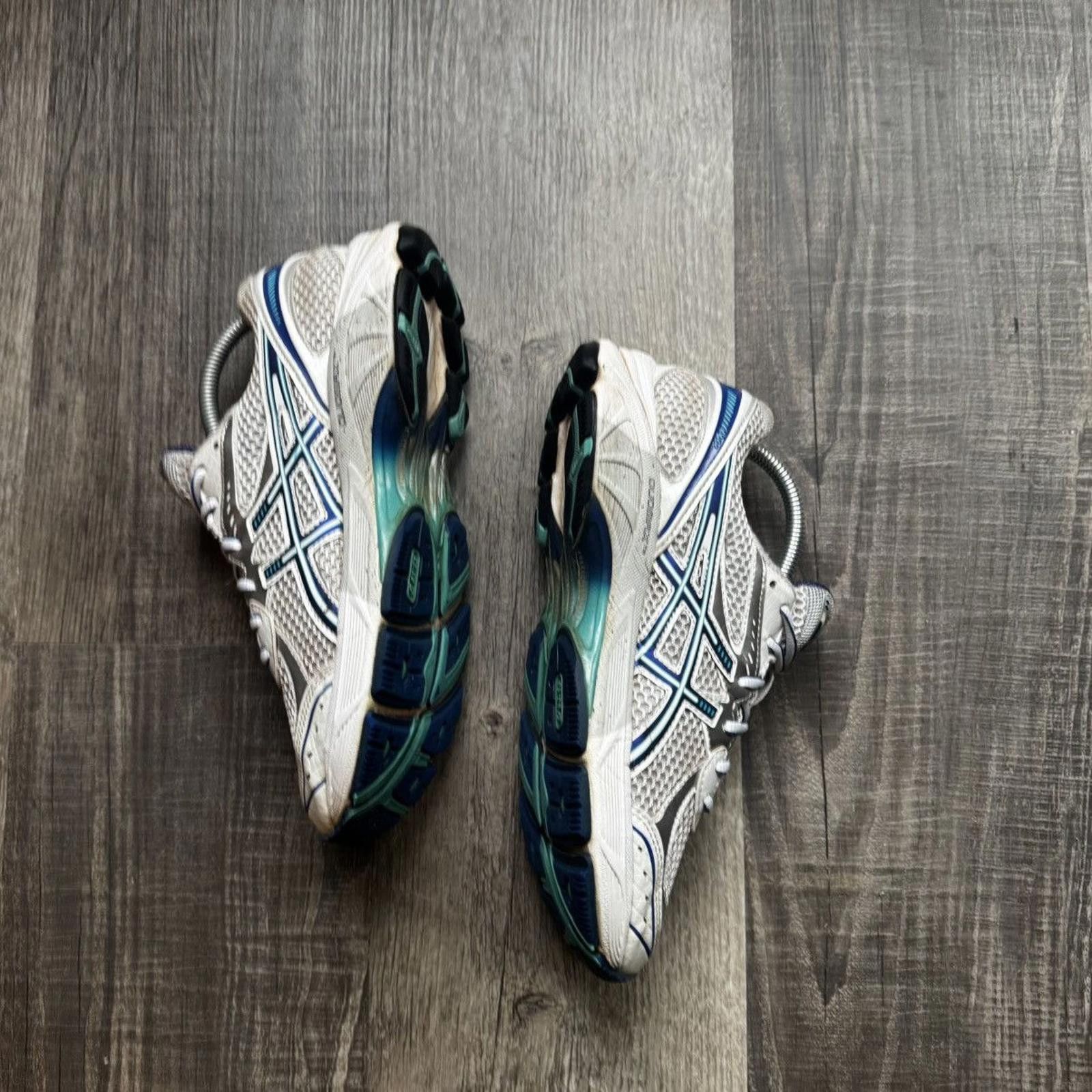 Asics ASICS • WMNS GT-2160 (7M) Size US 7 / EU 40 - 10 Thumbnail