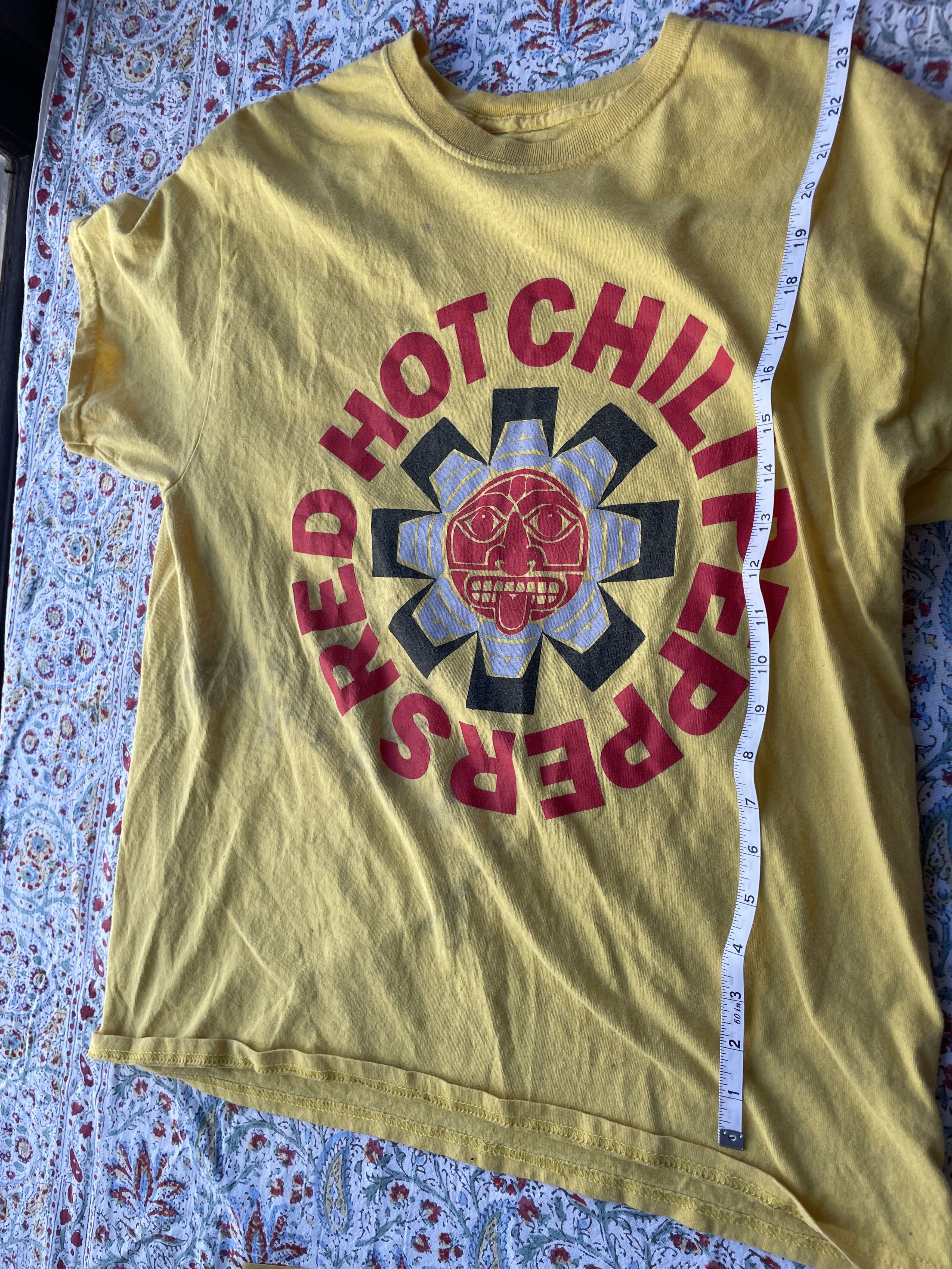 Band Tees *Rare* 90s vintage red hot chili peppers T-shirt Size US L / EU 52-54 / 3 - 2 Thumbnail