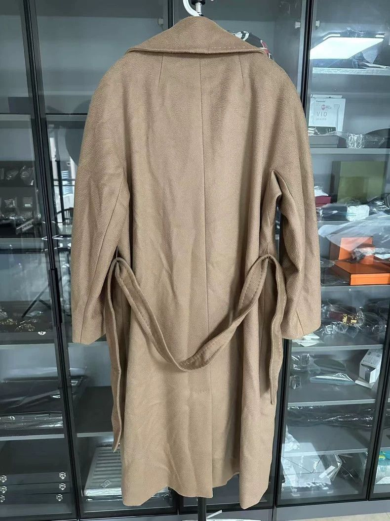 Max Mara Max Mara Coat Size M / US 6-8 / IT 42-44 - 4 Thumbnail