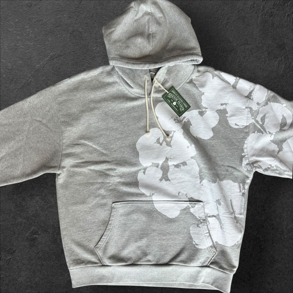 DENIM TEARS DENIM TEARS BIG COTTON GREY HOODIE SIZE XXL Size US XXL / EU 58 / 5 - 1 Thumbnail