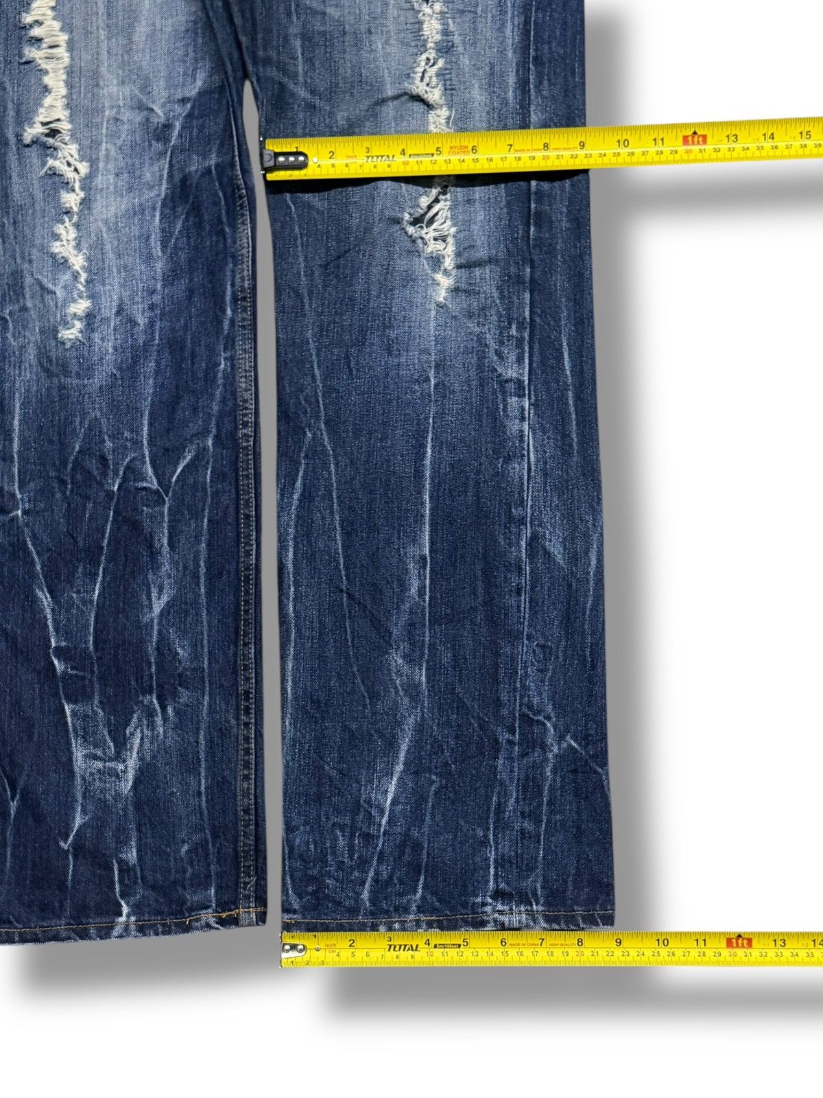Japanese Brand Vintage Japanese Brand Y2K Distressed Denim jeans | W35 Size US 35 - 14 Thumbnail
