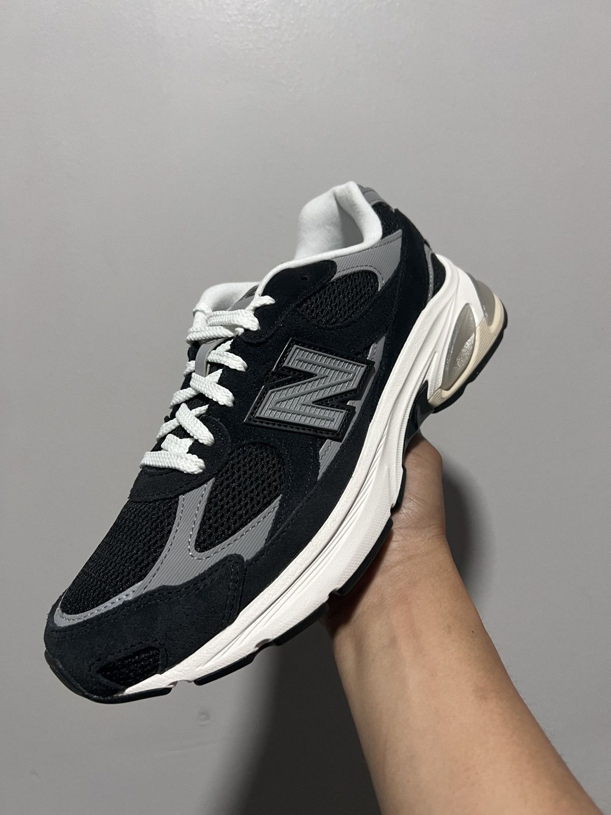 New Balance New Balance 2010 Black/Shadow Grey Size US 9 / EU 42 - 2 Thumbnail