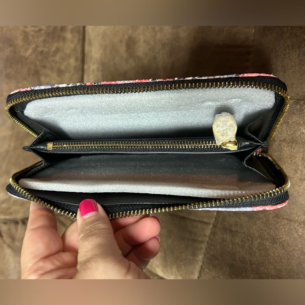 Tory Burch Tory Burch Python Embossed Leather Zip Around Wallet - NWOT Size ONE SIZE - 4 Thumbnail
