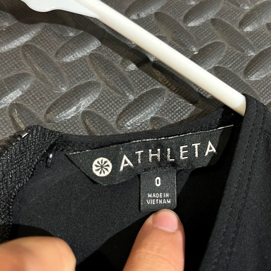 Athleta Athleta Black Jogger Sleeveless Jumpsuit Womens Size 0 Pants Active Athletic Casual Womens Size 25" / US 0 / IT 36 - 3 Thumbnail