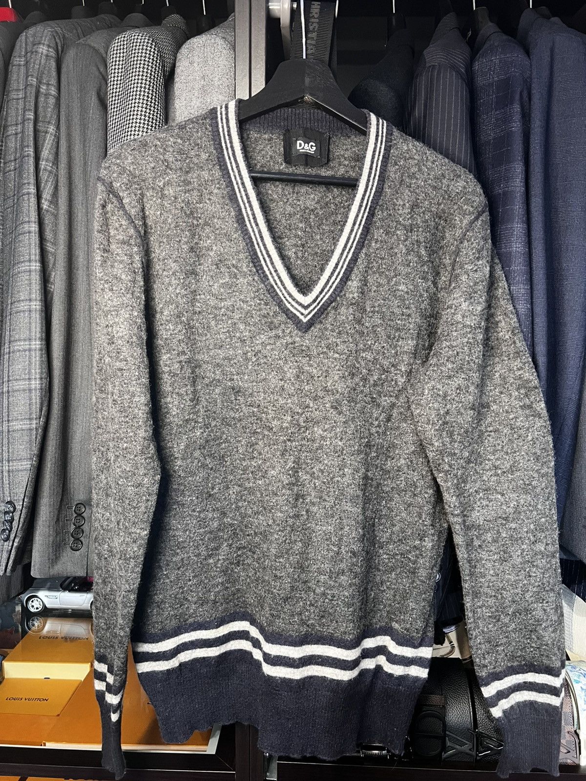 Dolce & Gabbana Dolce & Gabbana Wool Sweater - Grey. Size M/L Size US M / EU 48-50 / 2 - 1 Thumbnail