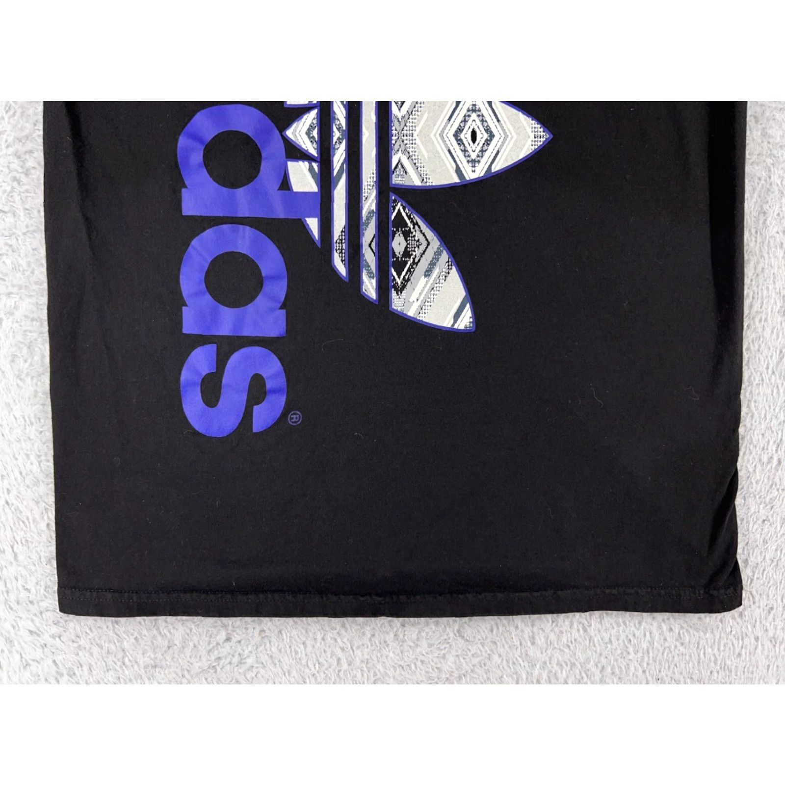 Adidas VINTAGE Adidas Shirt Mens L Black Aztec Pattern Trefoil 100% Cotton Size US L / EU 52-54 / 3 - 6 Thumbnail