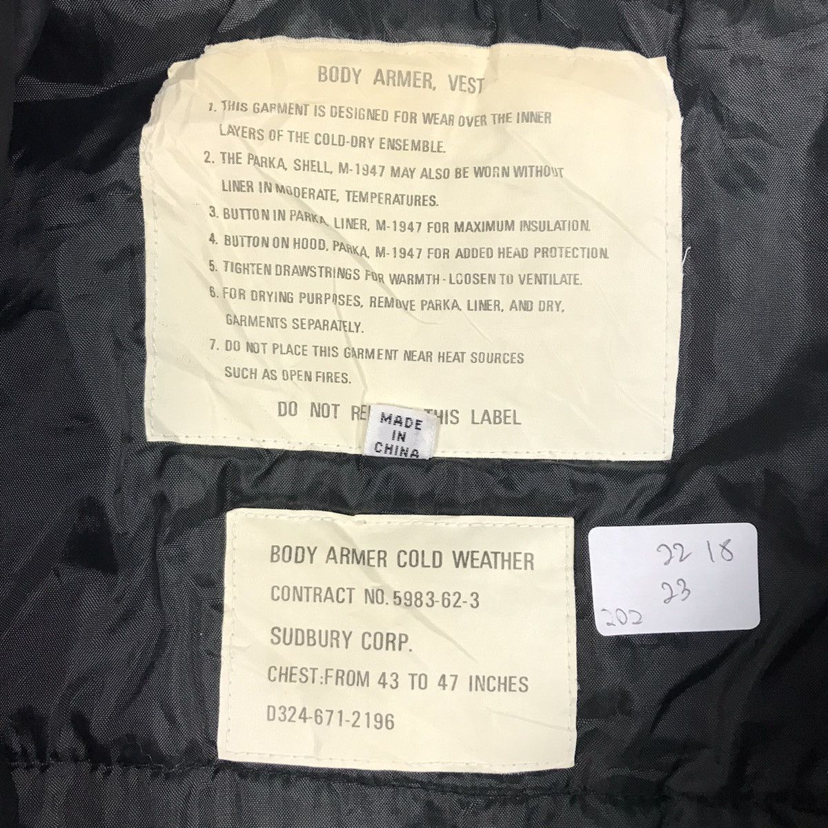 Japanese Brand BODY ARMER VEST TACTICAL STYLE MILITARY Size US M / EU 48-50 / 2 - 11 Thumbnail
